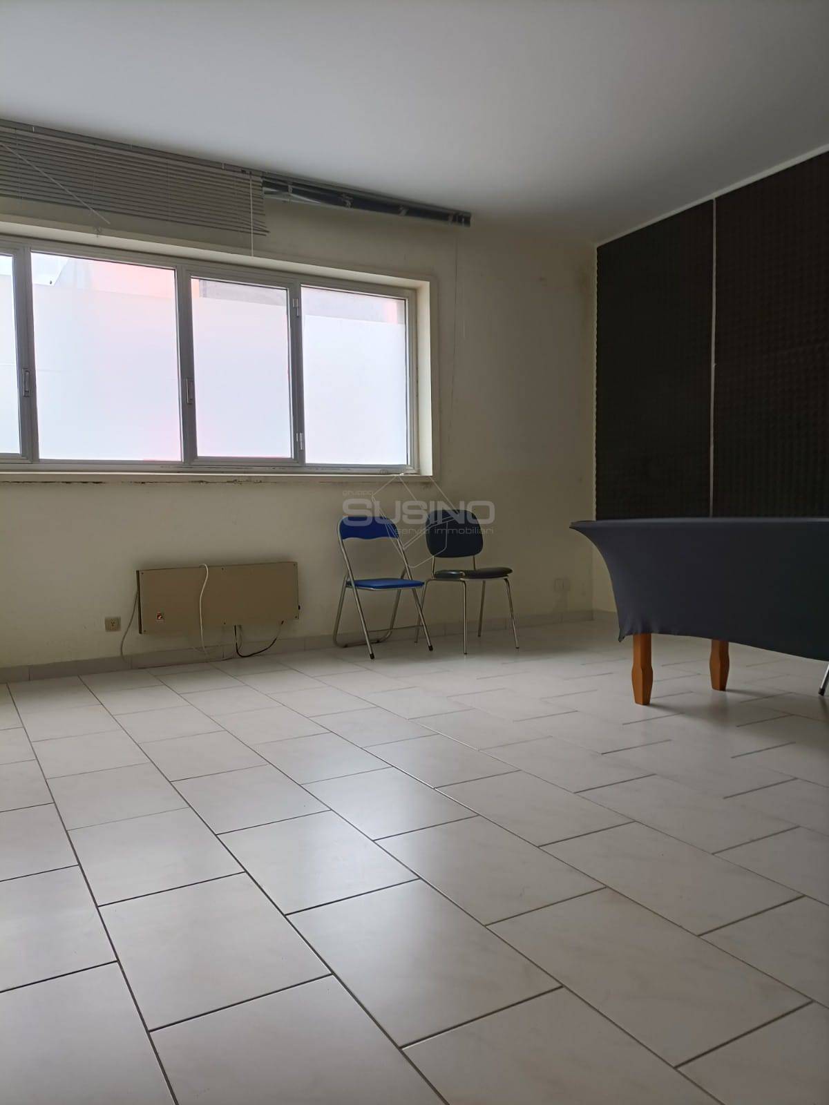 Studio/Ufficio in vendita a Floridia, Taverna