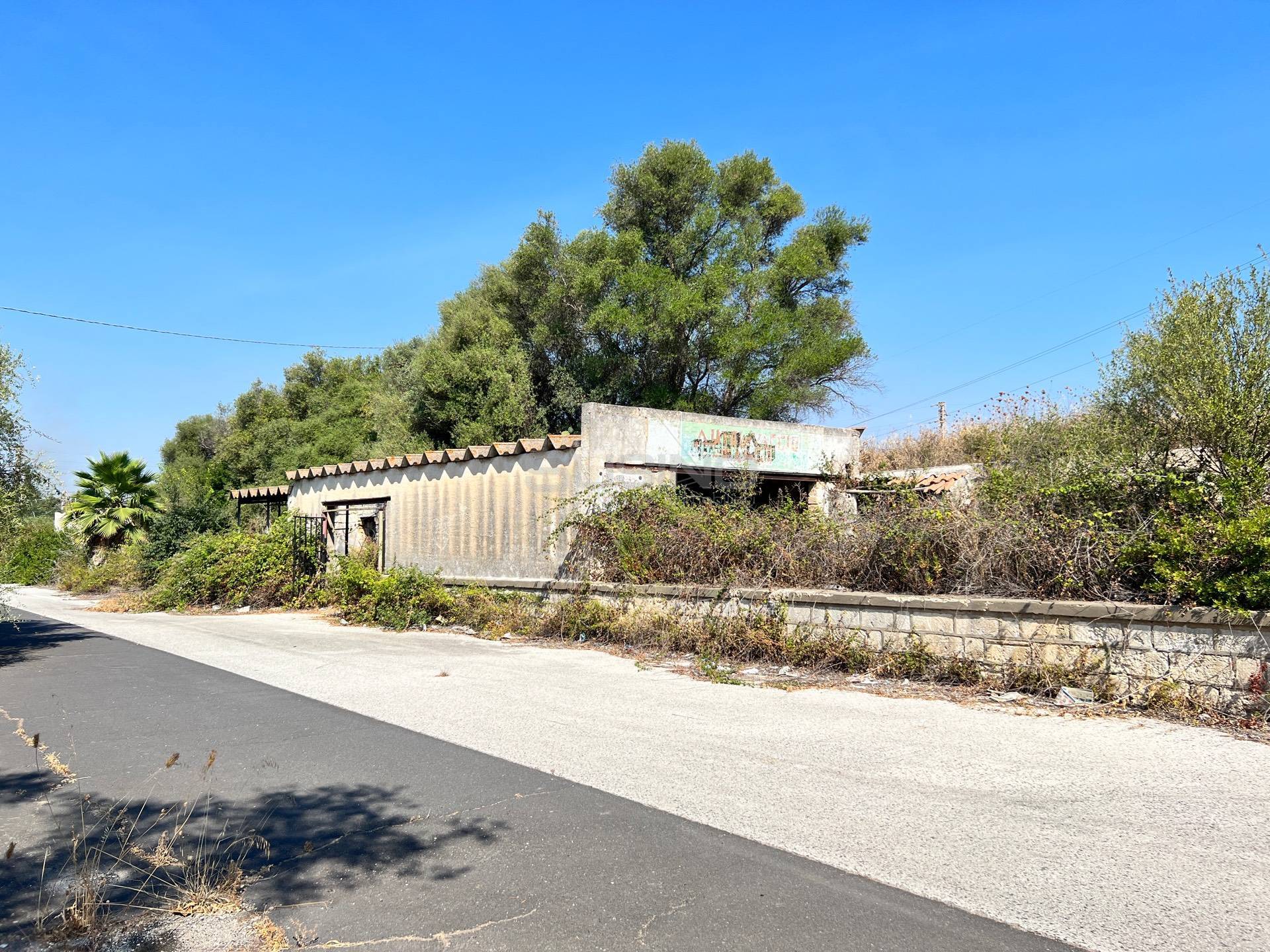 Capannone in vendita a Siracusa