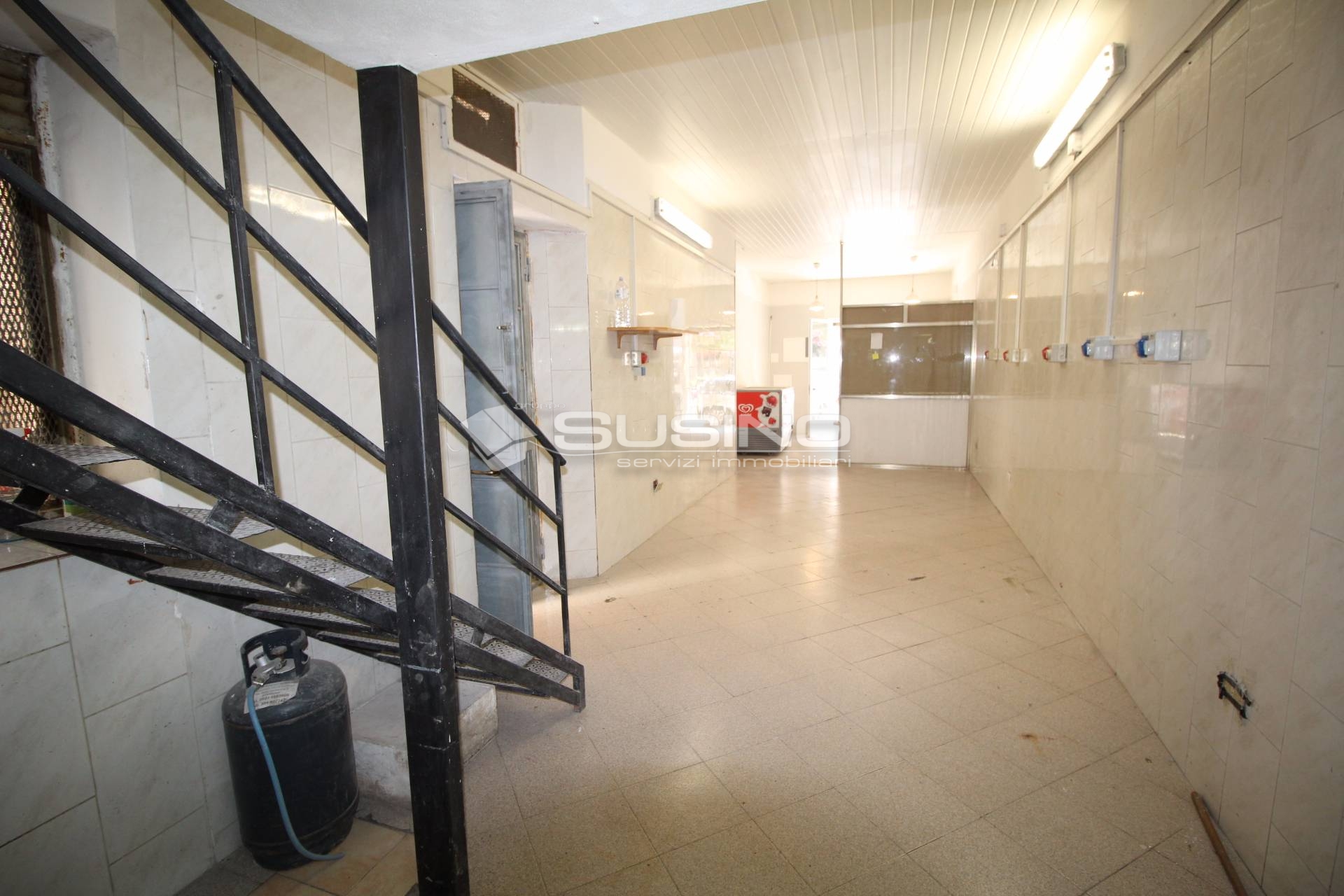 Locale commerciale in vendita a Siracusa, Ortigia