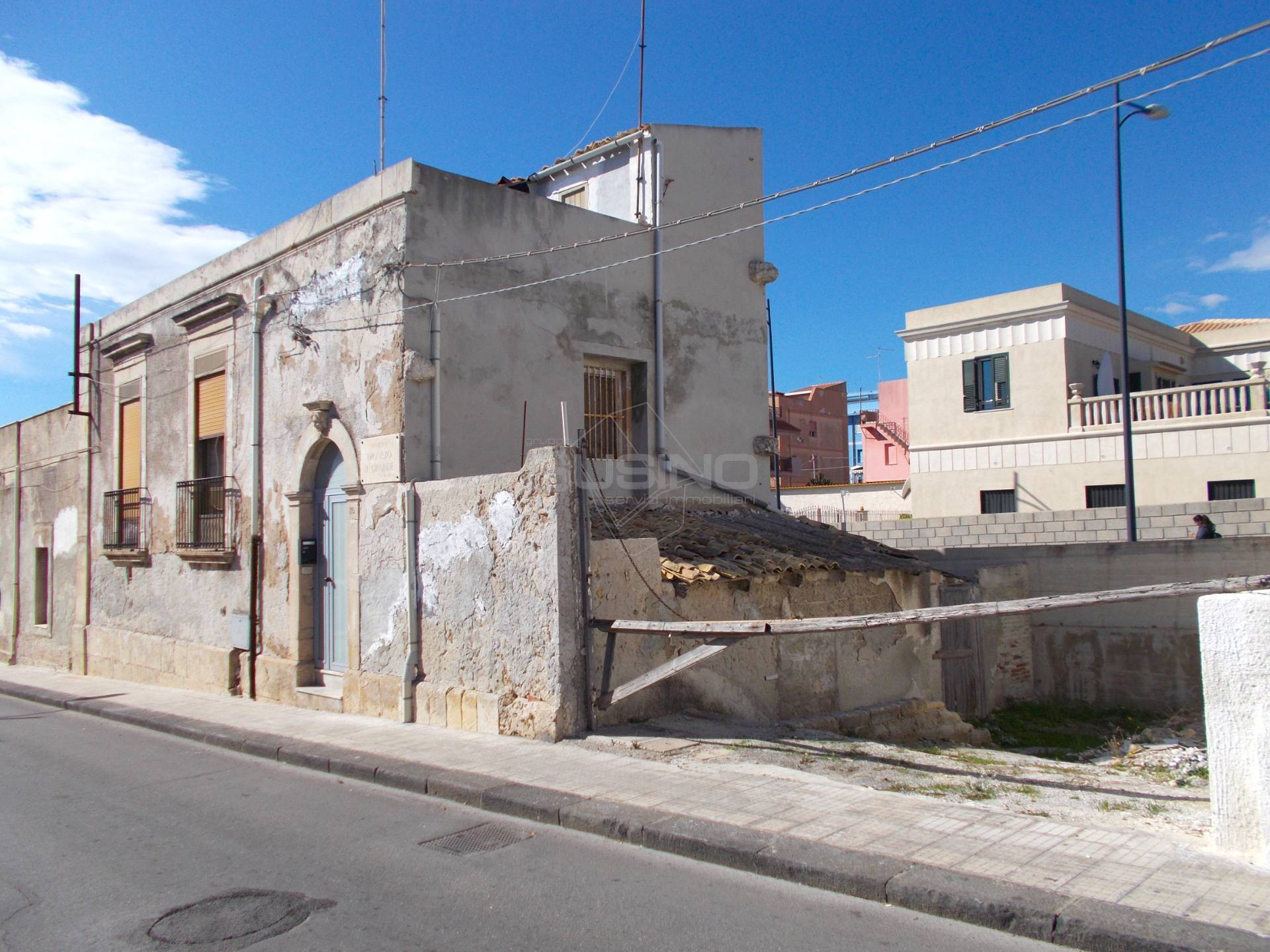 Indipendente in vendita a Siracusa, Arsenale