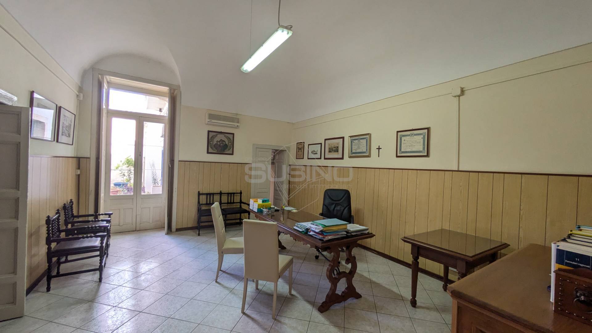 Semindipendente in vendita a Floridia, Centro