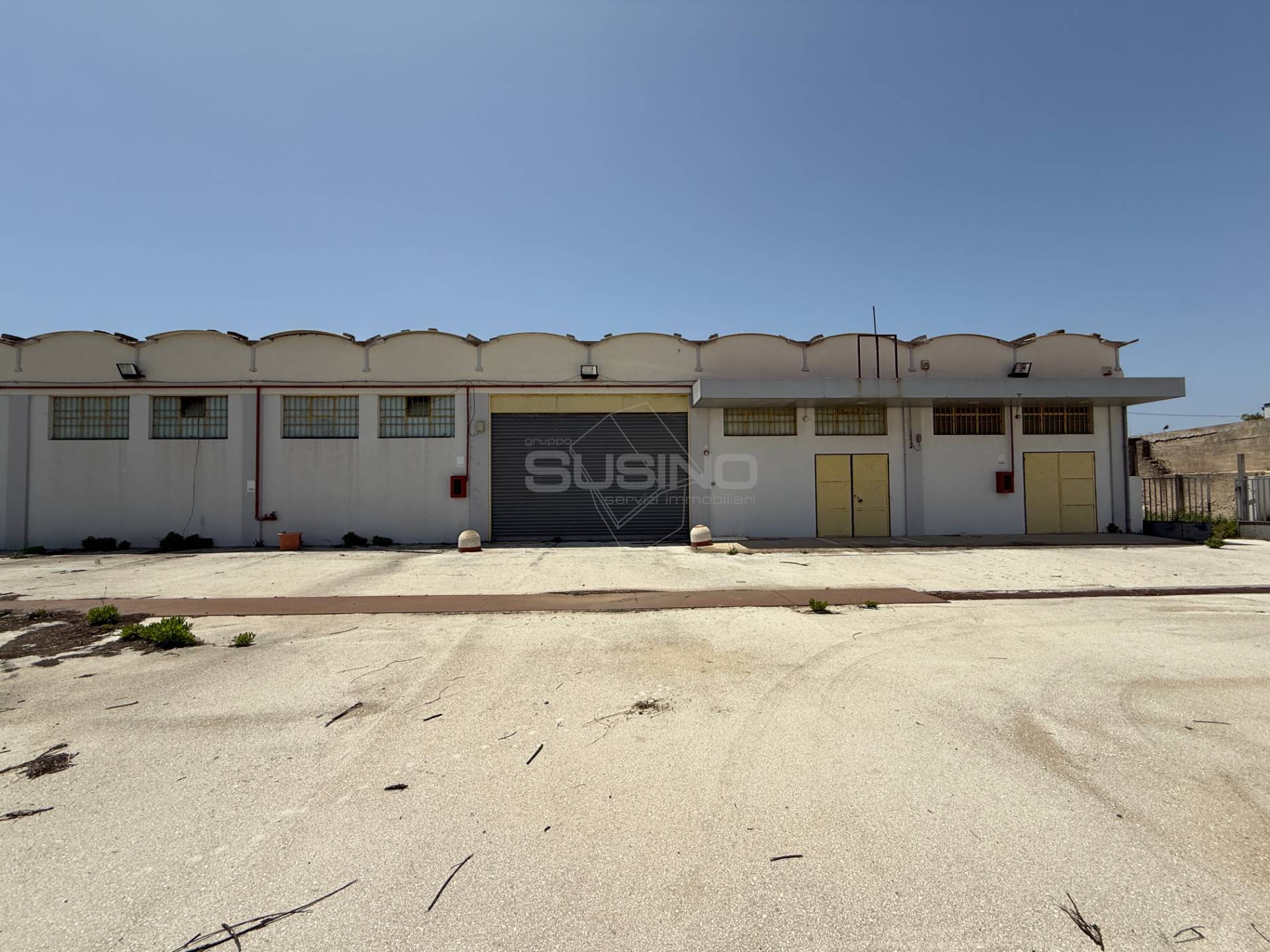 Capannone in affitto a Siracusa, Elorina
