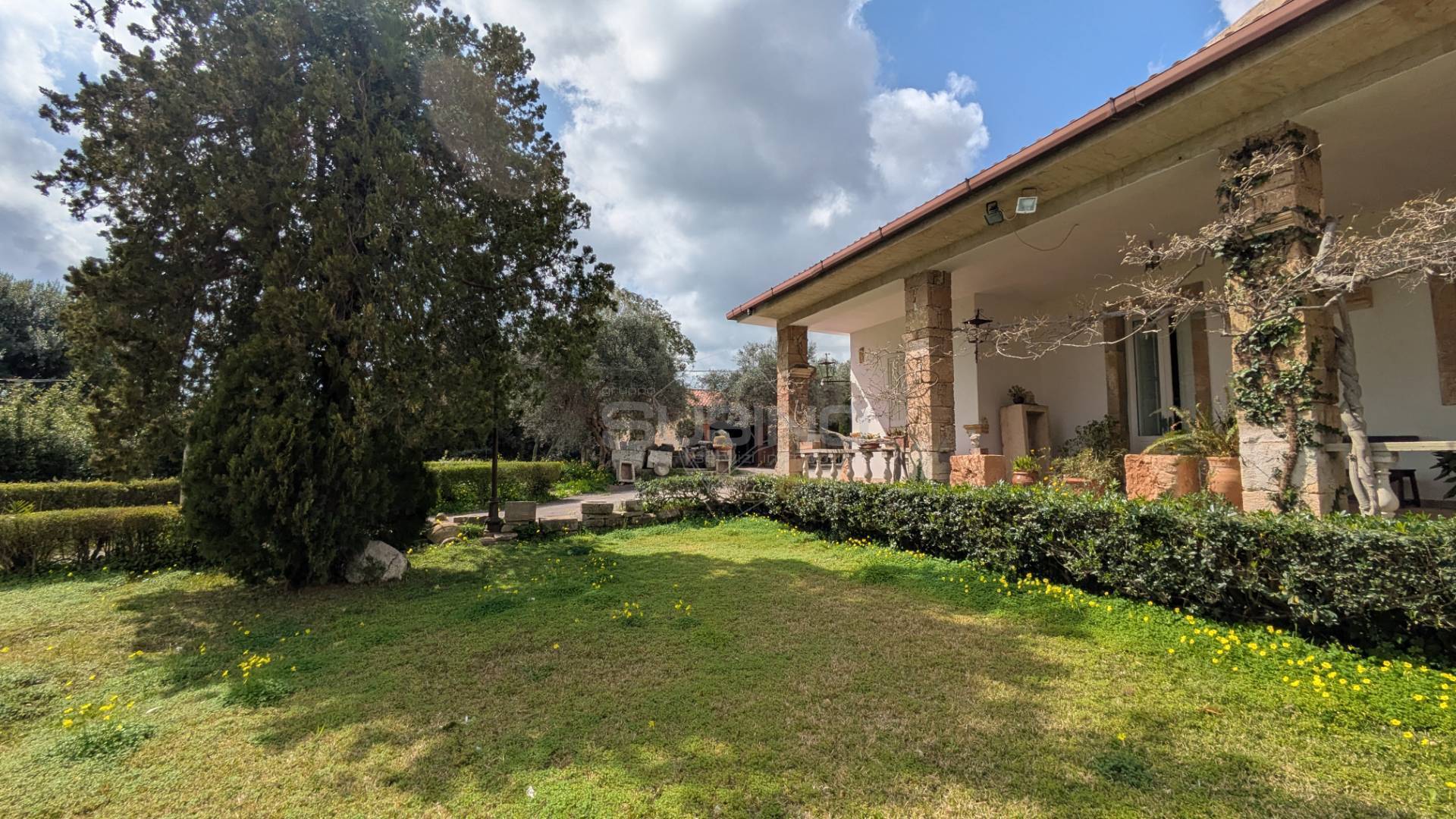 Villa in vendita a Floridia