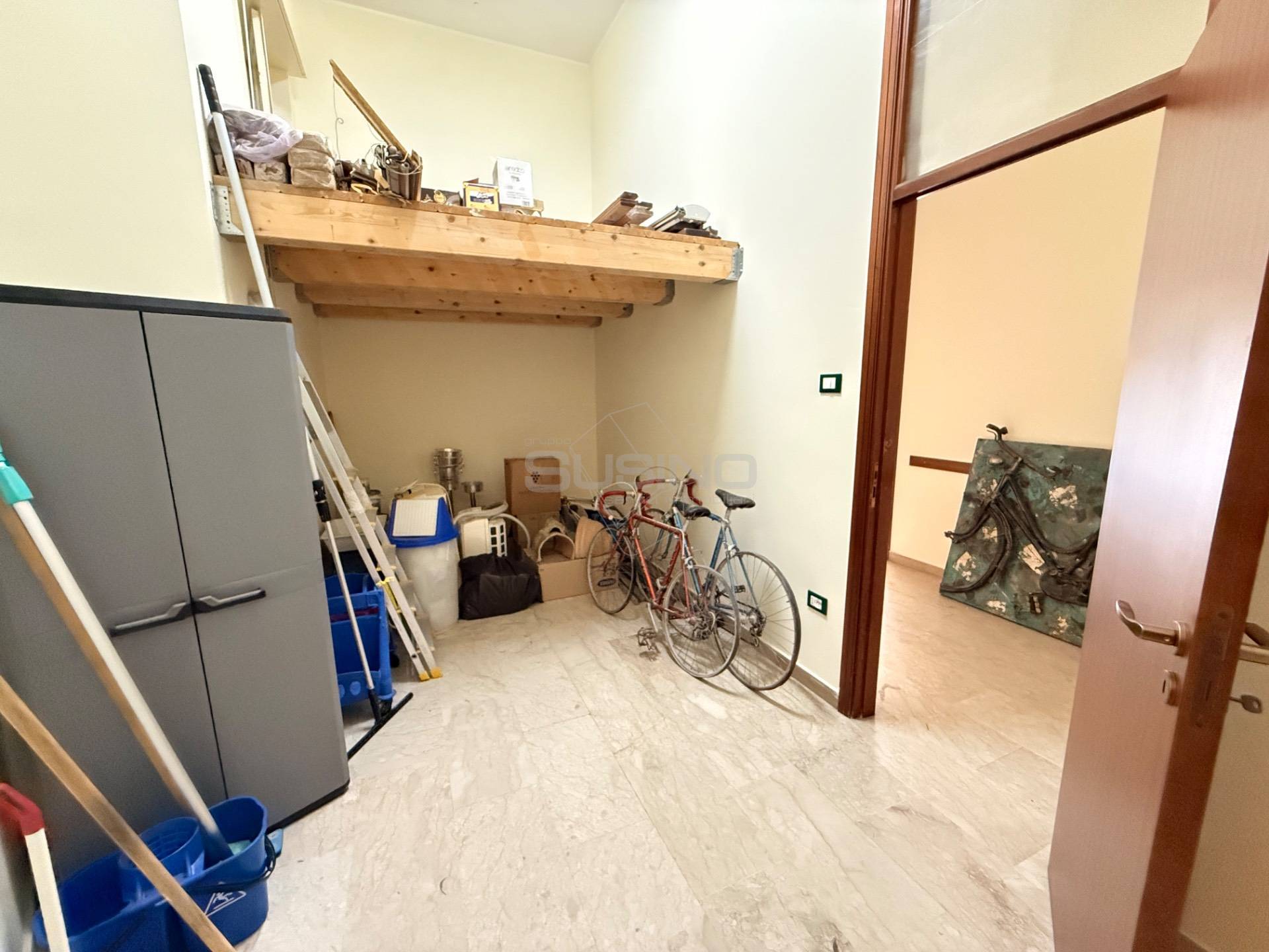 Magazzino in vendita a Siracusa