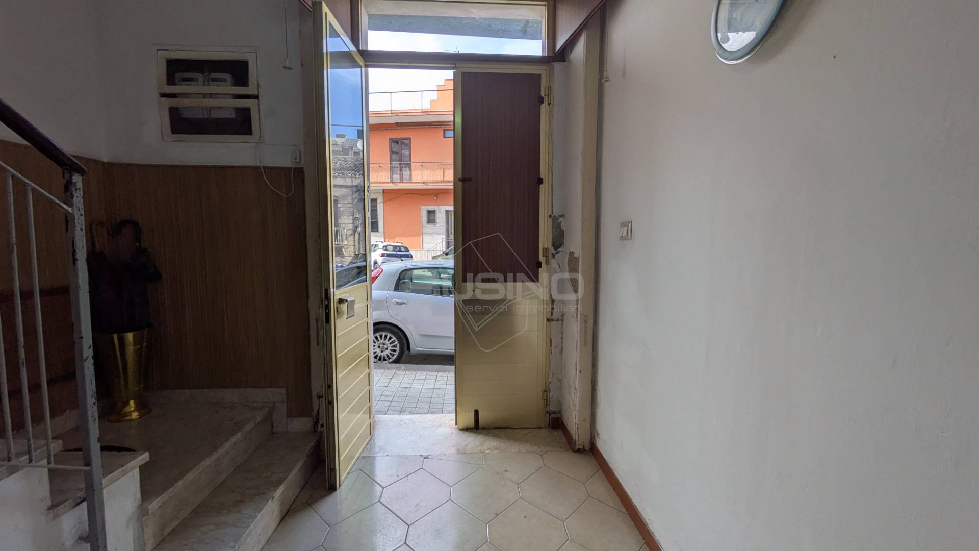 Appartamento in vendita a Floridia, Centro