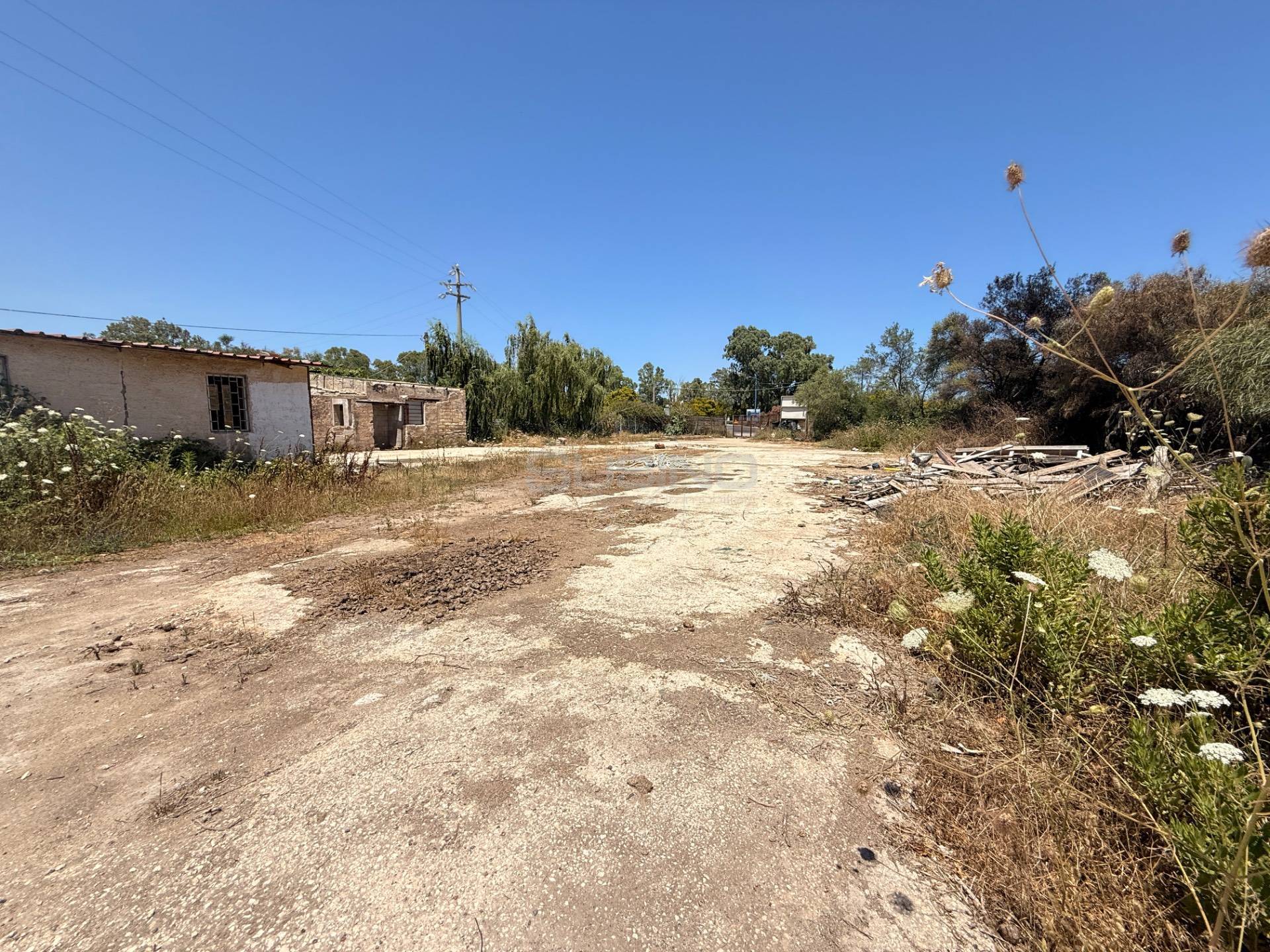 Magazzino in vendita a Siracusa, Elorina