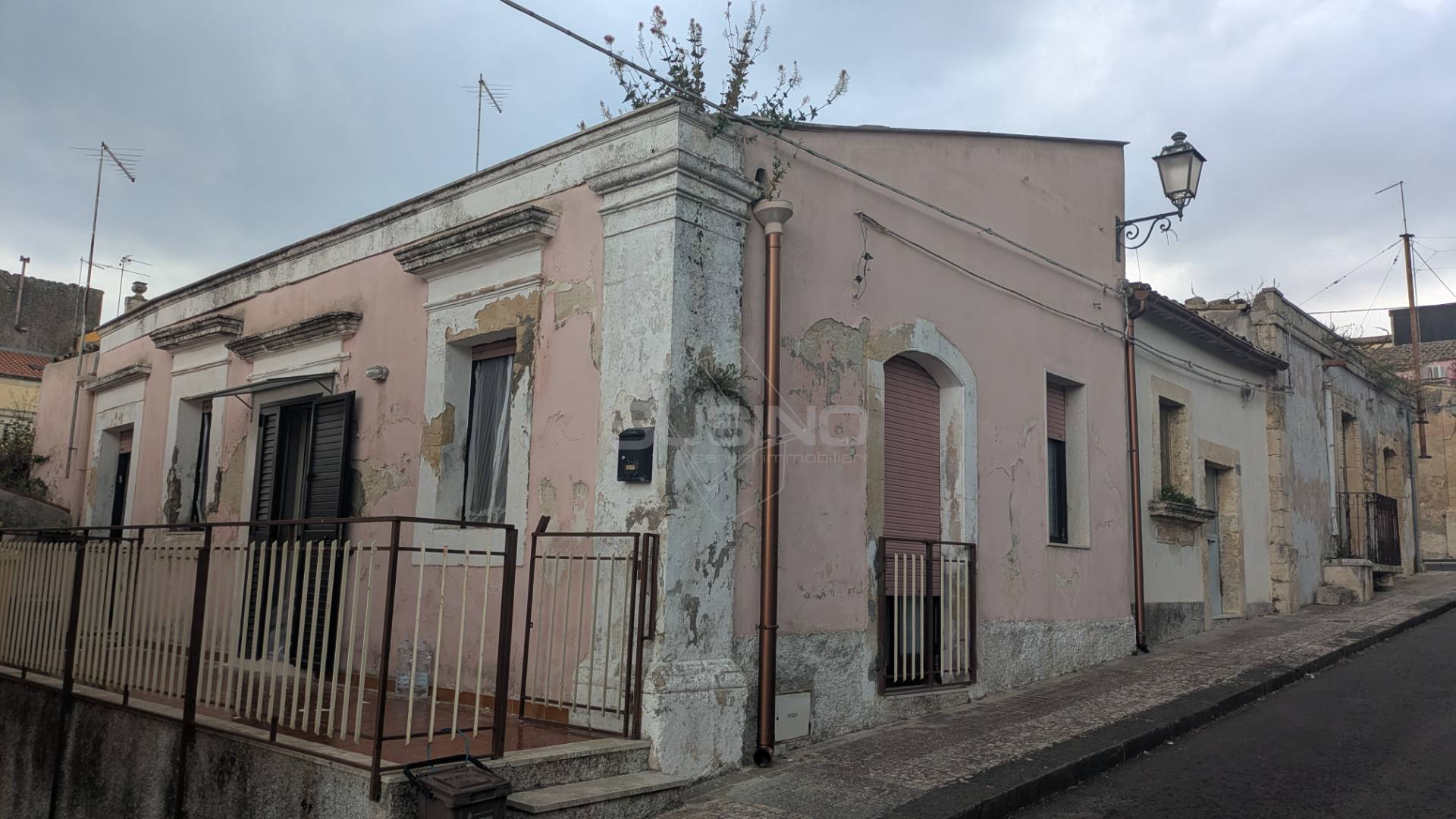 Indipendente in vendita a Cassaro