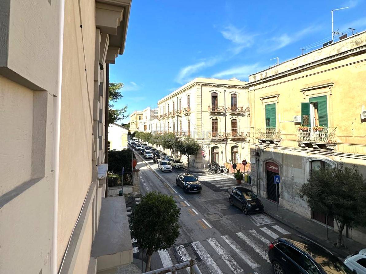 Appartamento in vendita a Siracusa, Umbertina