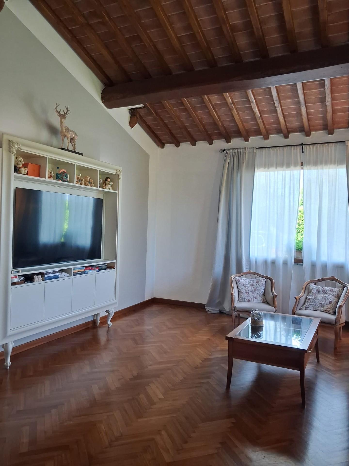 Villa con giardino a Castelfranco di Sotto