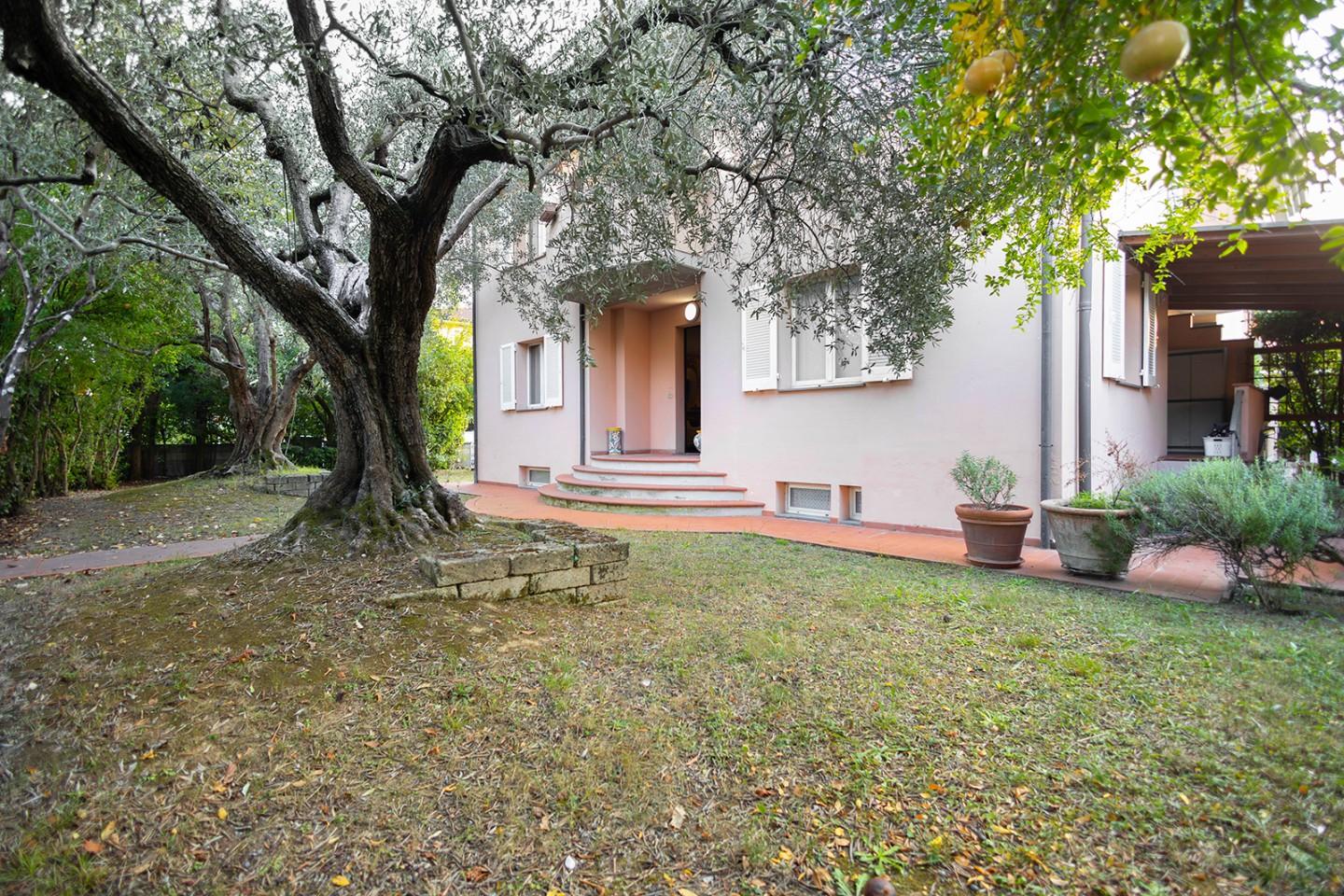 Villa Quadrifamiliari in vendita a Castelfranco di Sotto