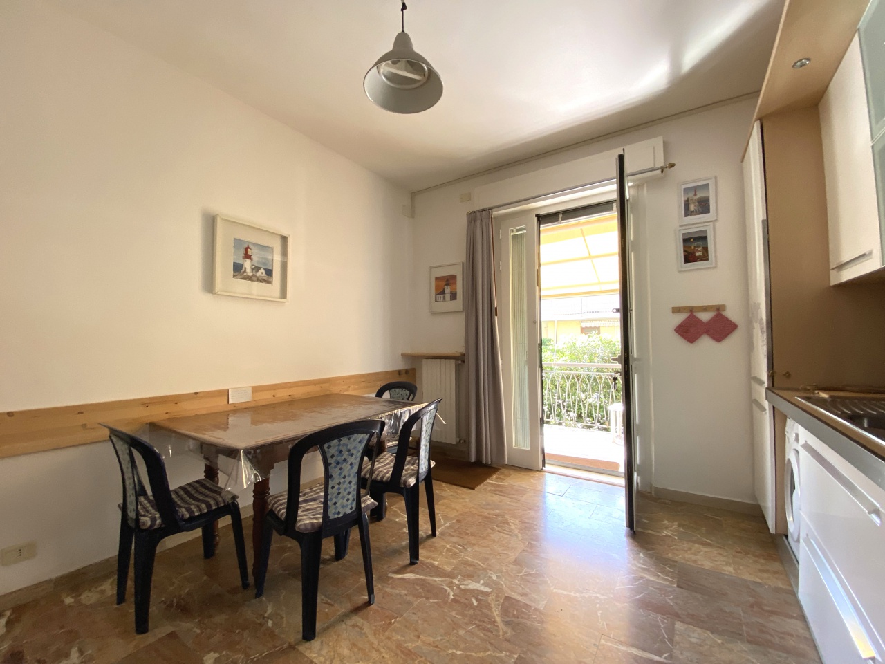 Trilocale con giardino in via capri, Follonica