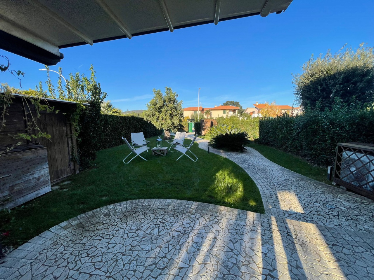 Casa indipendente in vendita in via ustica, Follonica