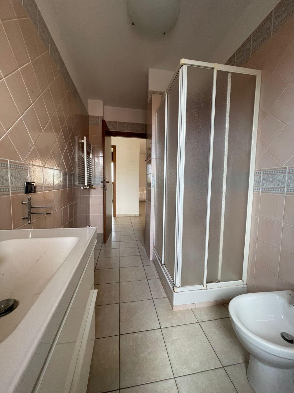 Quadrilocale con terrazzo in via buonarroti, Follonica