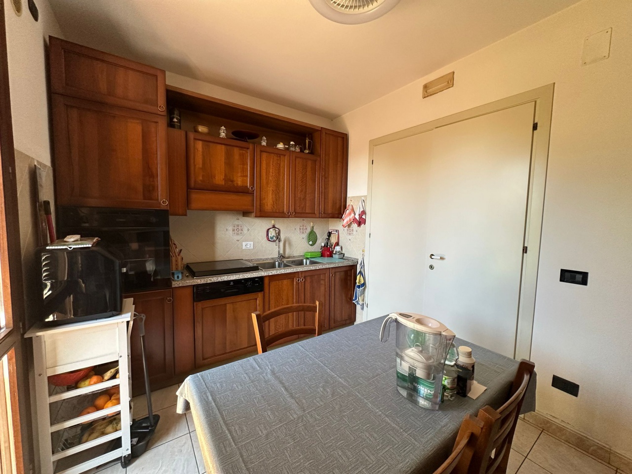 Villa con giardino in via dei pioppi, Follonica