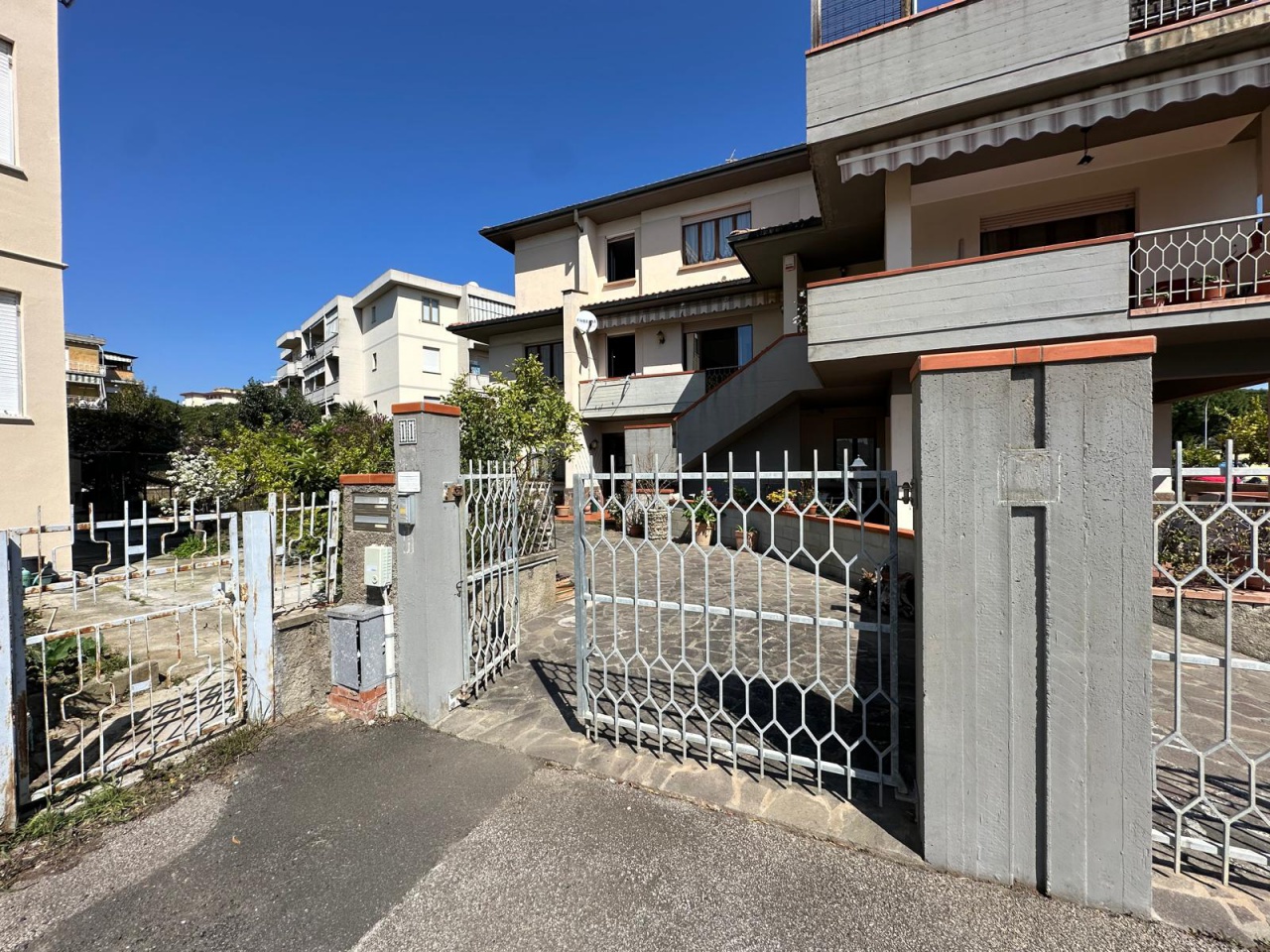 Casa indipendente con giardino a Follonica