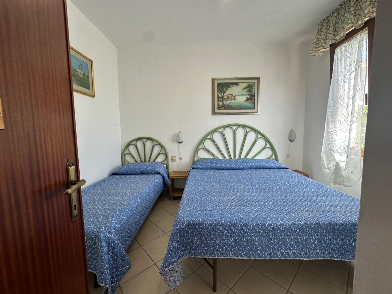 Bilocale con terrazzo in via capraia, Follonica