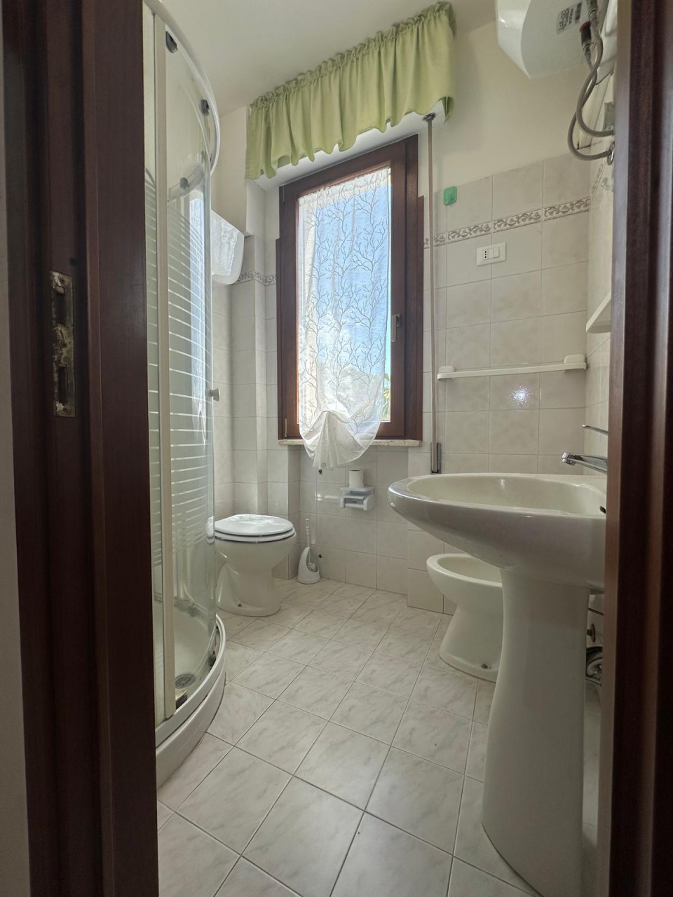 Bilocale con terrazzo in via capraia, Follonica