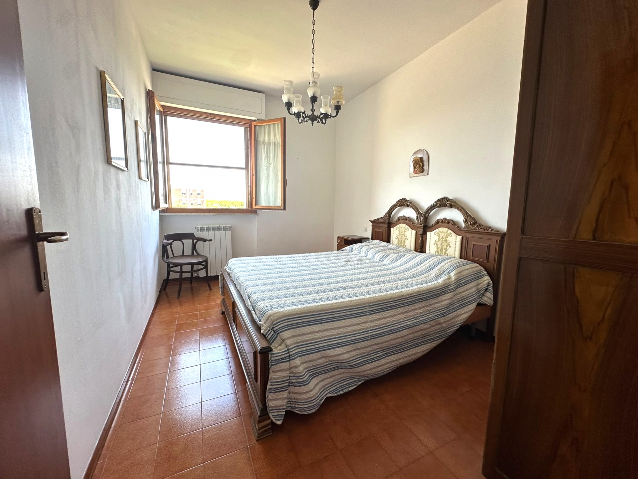 Appartamento con box in via de gasperi, Follonica