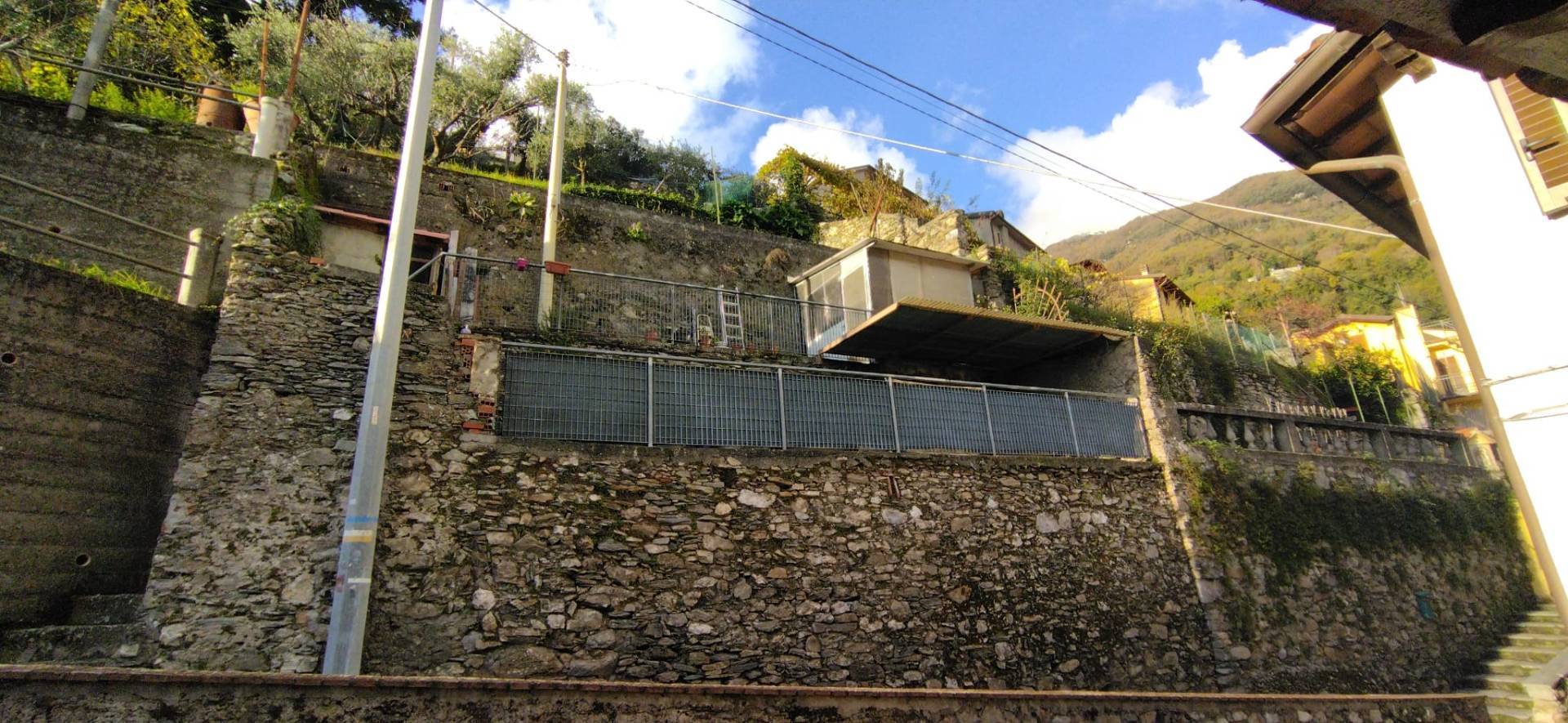Casa indipendente in vendita a Camaiore, Prima Collina