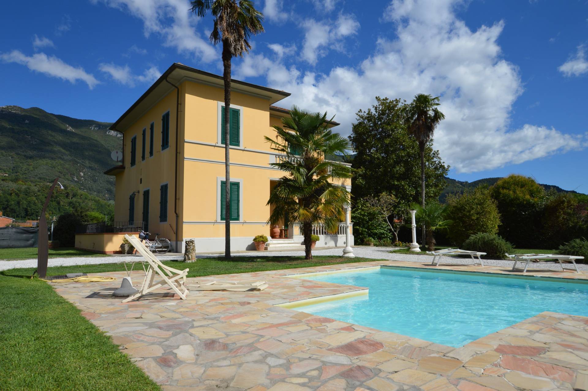 Villa Singola in vendita a Camaiore, Centro