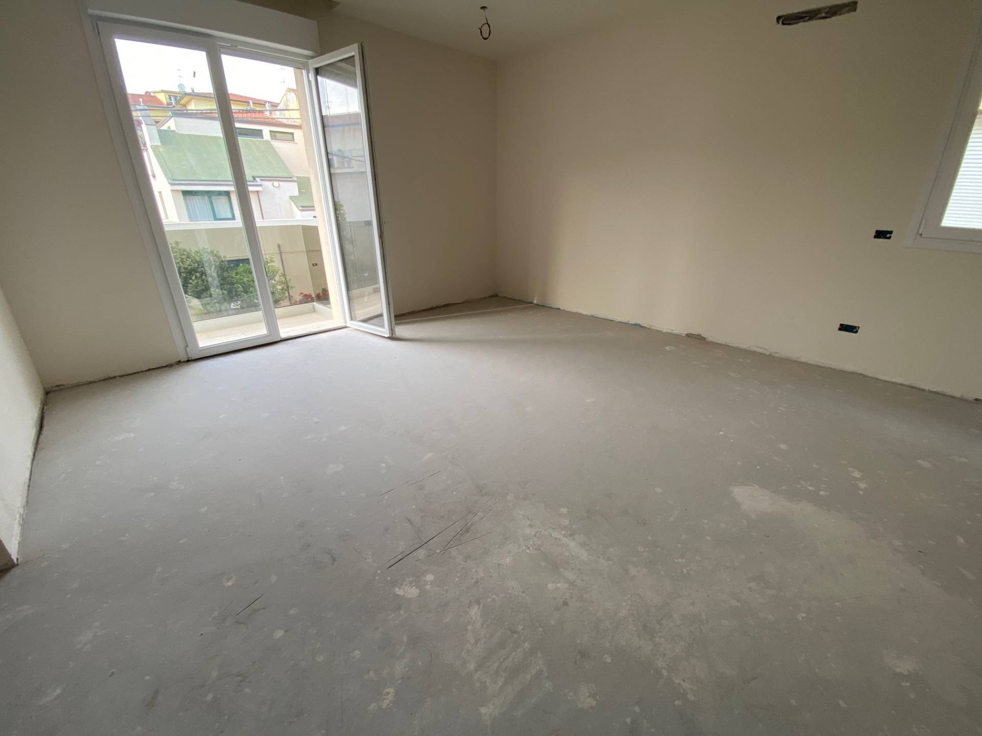 Appartamento in vendita a Viareggio, Ex Campo d'Aviazione