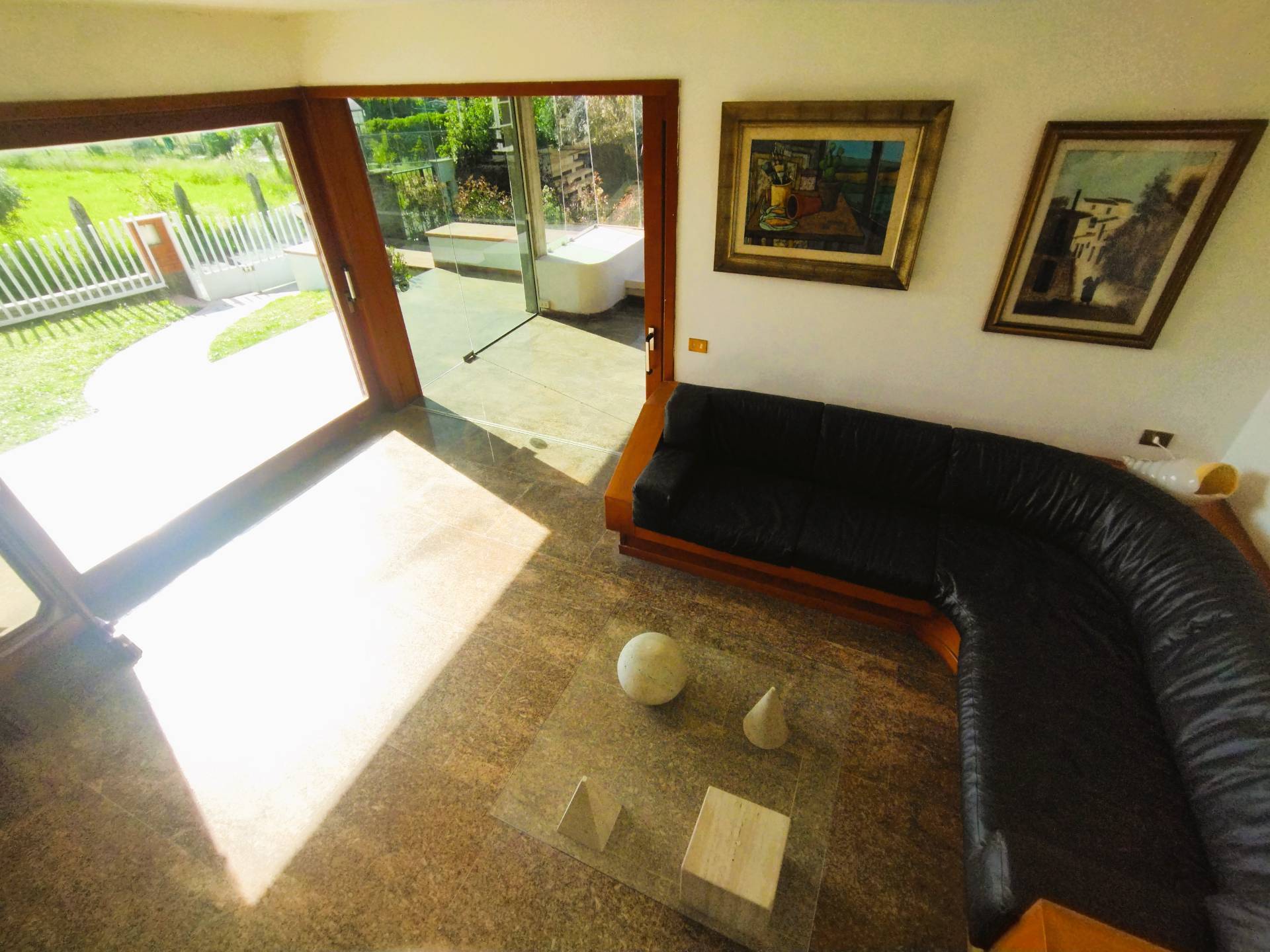 Villa Singola in vendita a Camaiore, Lido di Camaiore