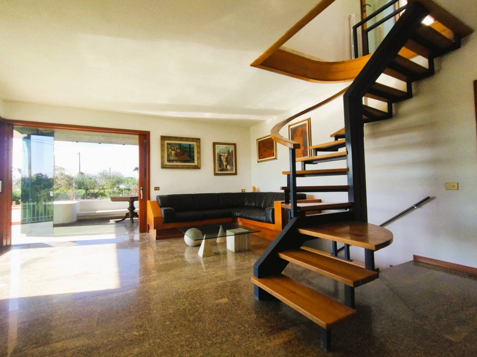 Villa Singola in vendita a Camaiore, Lido di Camaiore