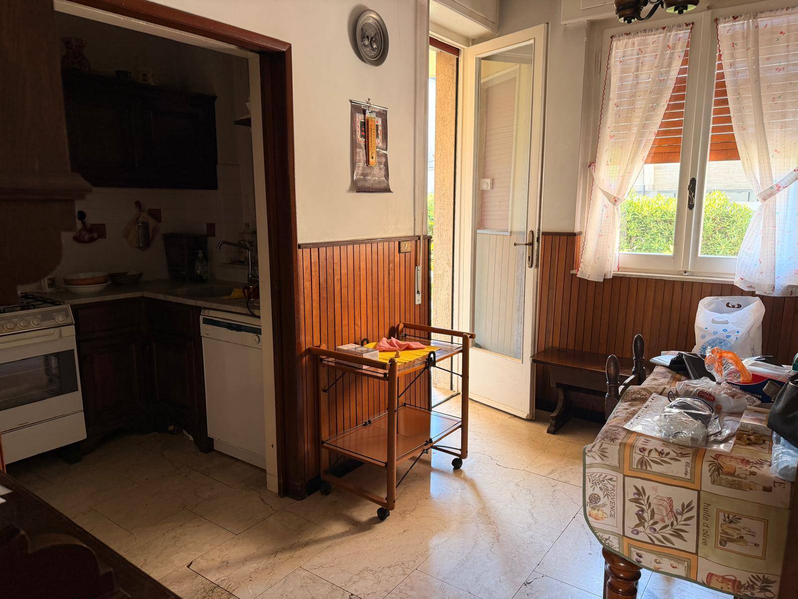 Appartamento piano terra in vendita a Viareggio, Centro