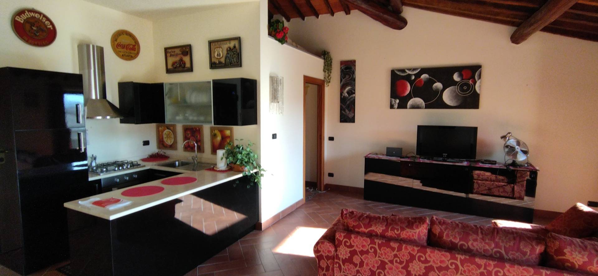 Appartamento in vendita a Camaiore, Frati