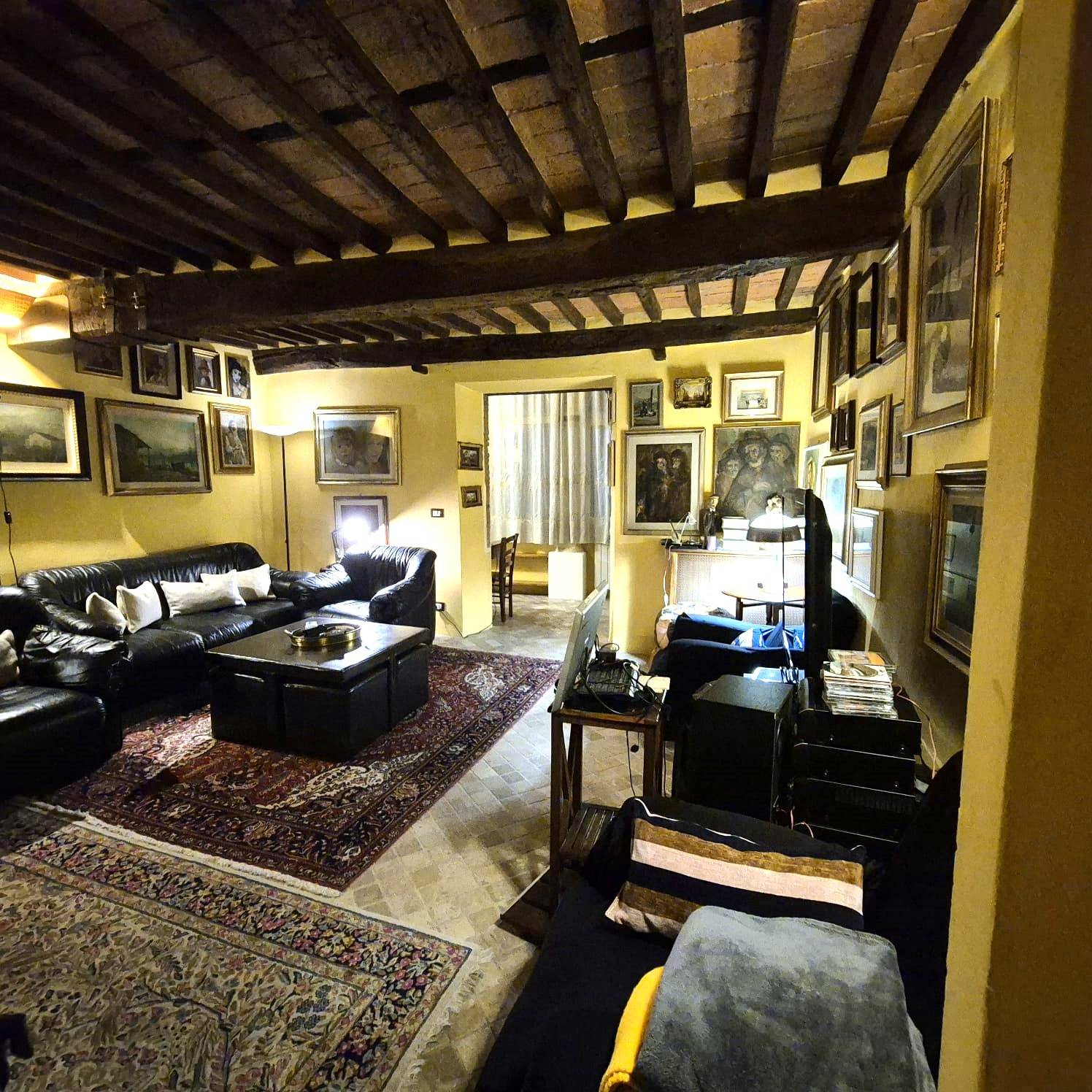 Appartamento in vendita a Camaiore, Centro