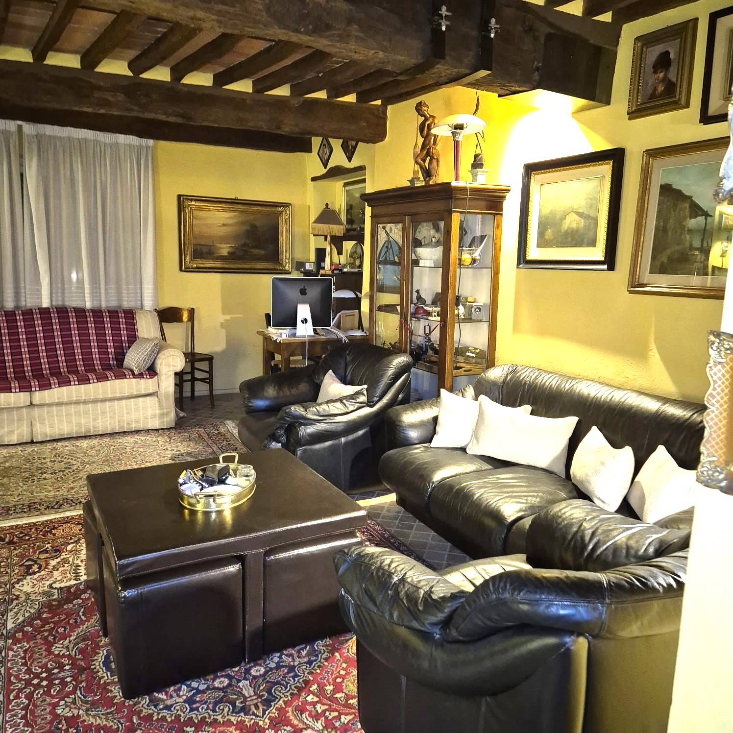 Appartamento in vendita a Camaiore, Centro