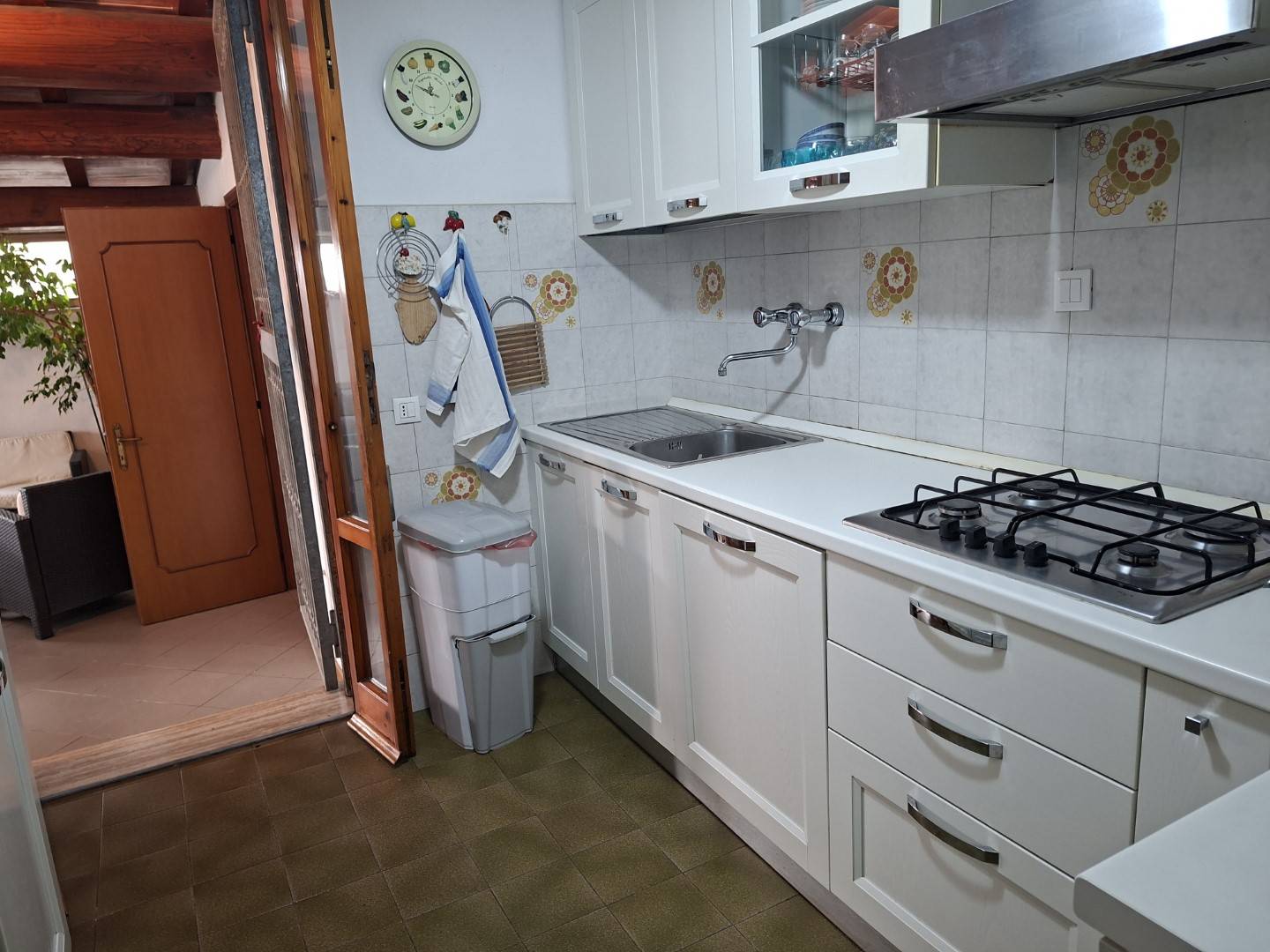 Appartamento piano terra in vendita a Viareggio, Migliarina