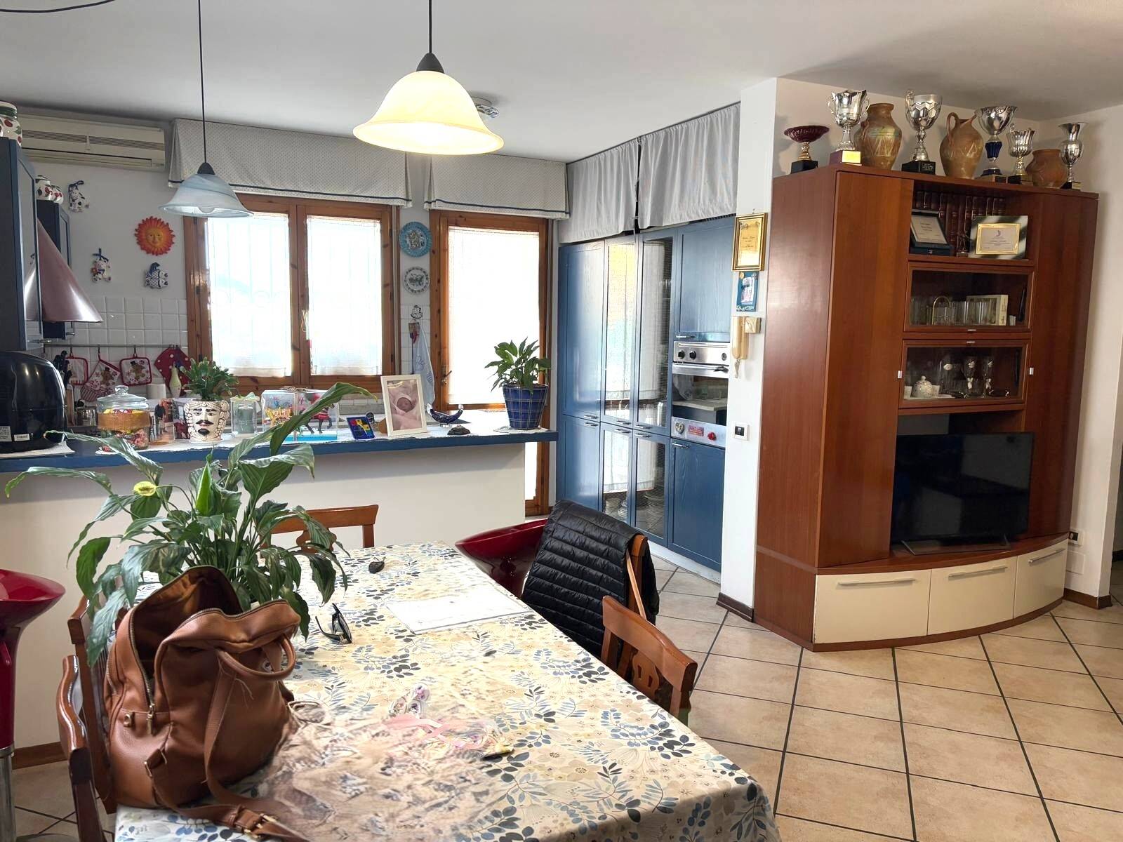 Appartamento piano terra in vendita a Viareggio, Torre del Lago Puccini