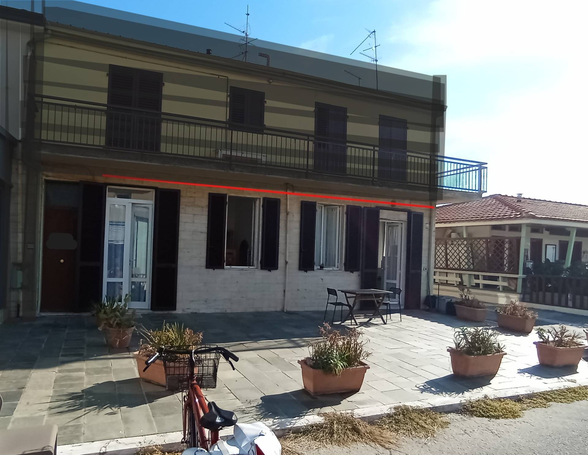 Appartamento piano terra in vendita a Viareggio, Fronte Mare