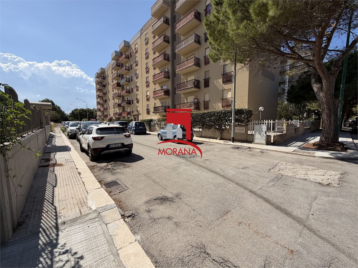 Box/Garage 18mq in vendita a Trapani
