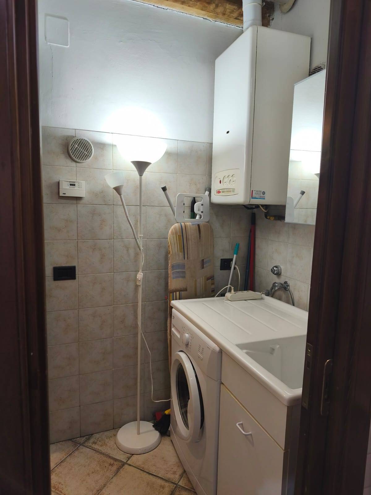 Appartamento con ingresso indipendente in vendita a Torricella Sicura