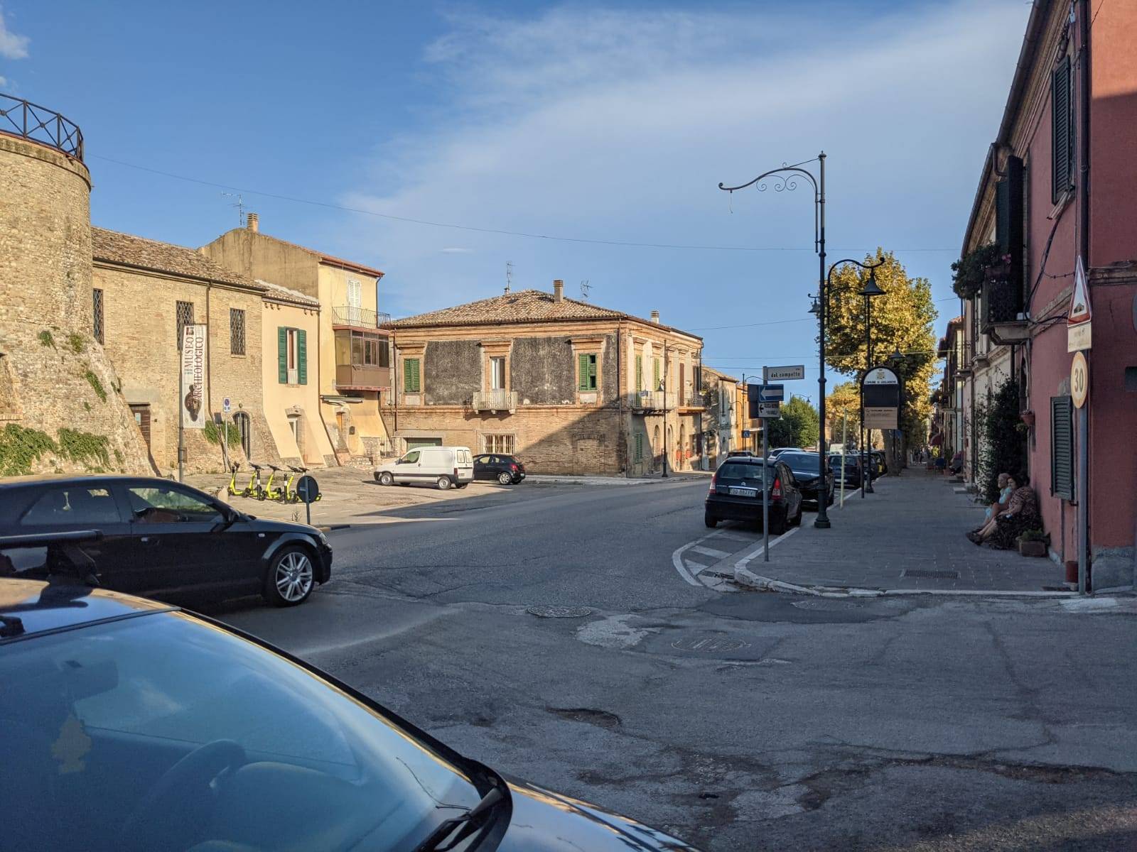 locale commerciale in vendita a Giulianova, Paese