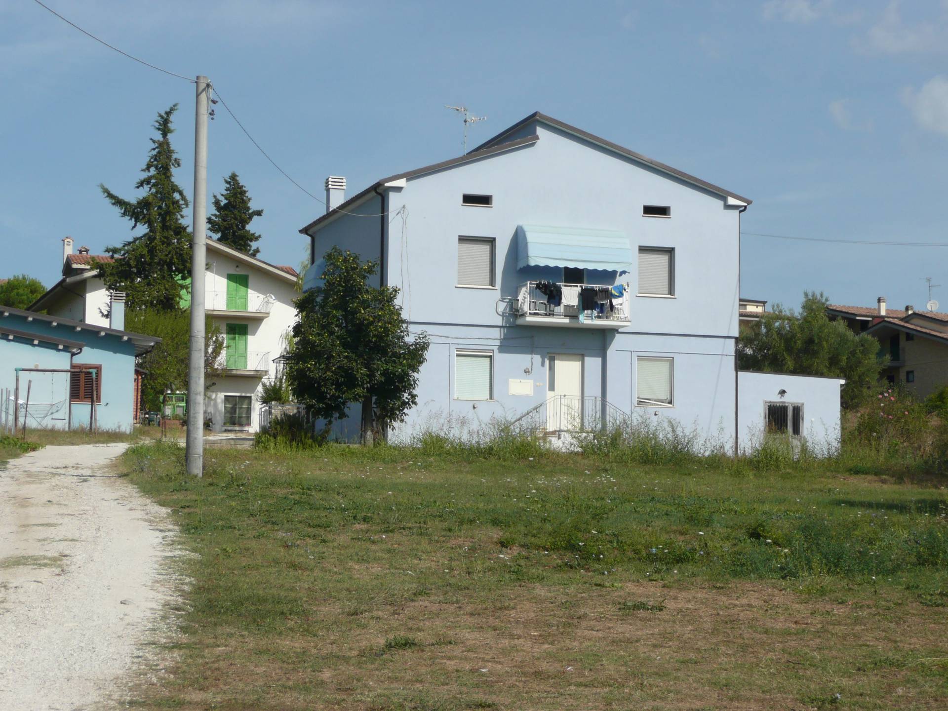 Appartamento con ingresso indipendente in vendita a Teramo