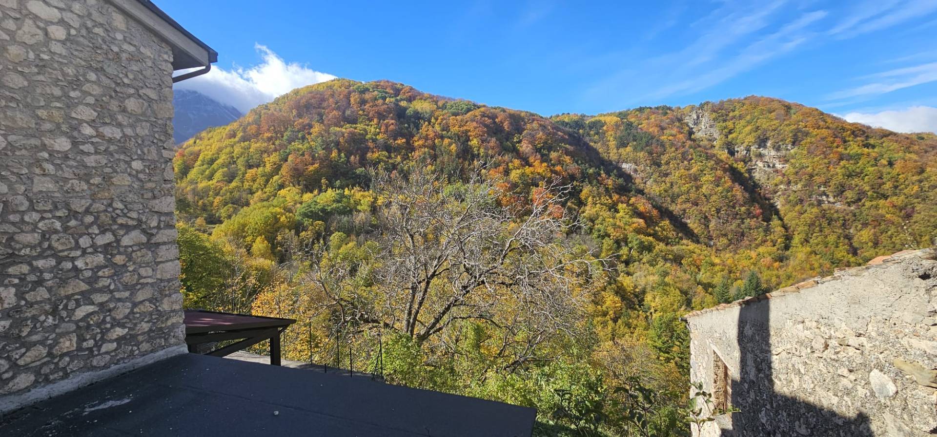 Appartamento con ingresso indipendente in vendita a Pietracamela