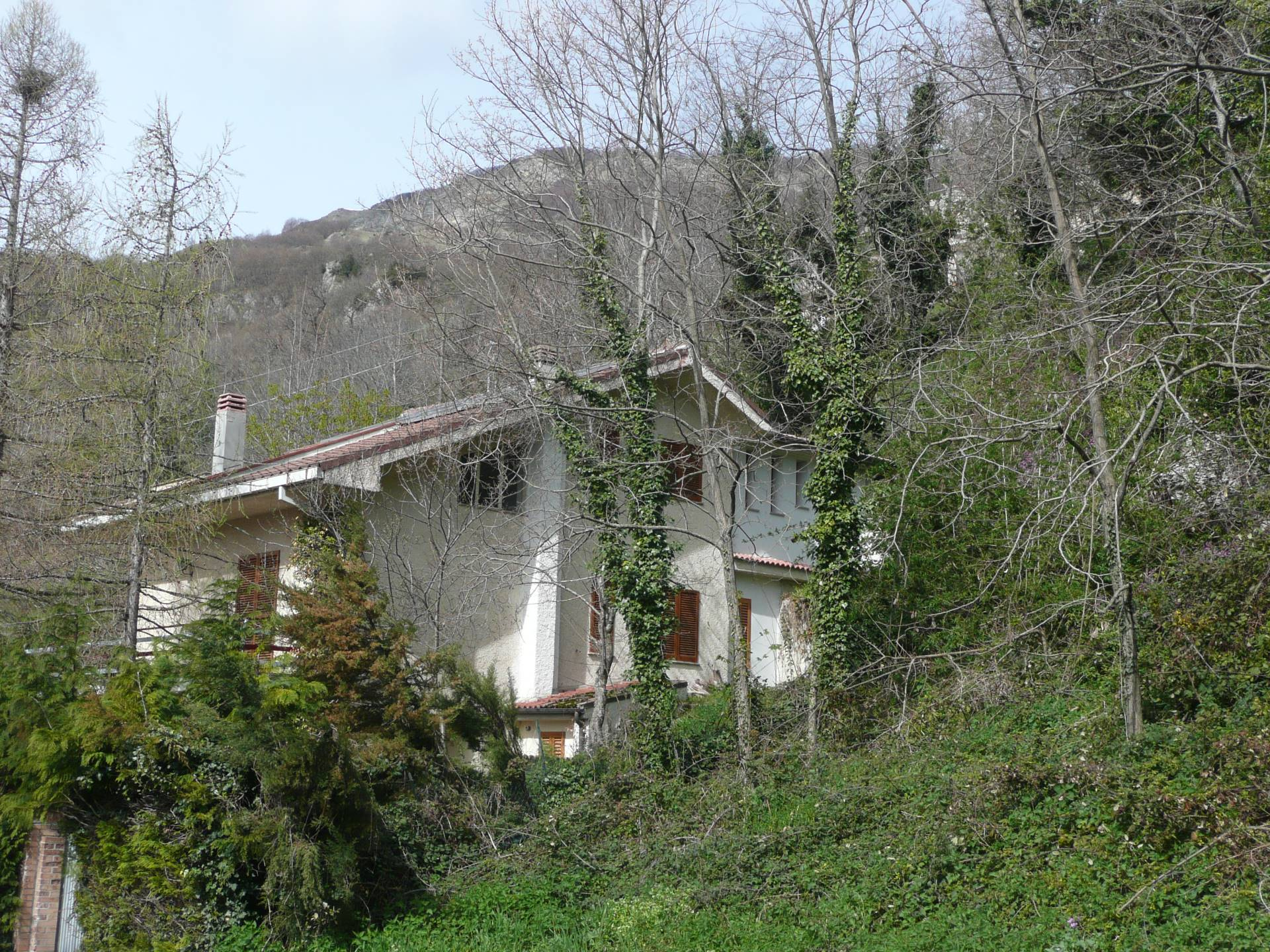 Villa in vendita a Isola del Gran Sasso d'Italia, Forca di Valle