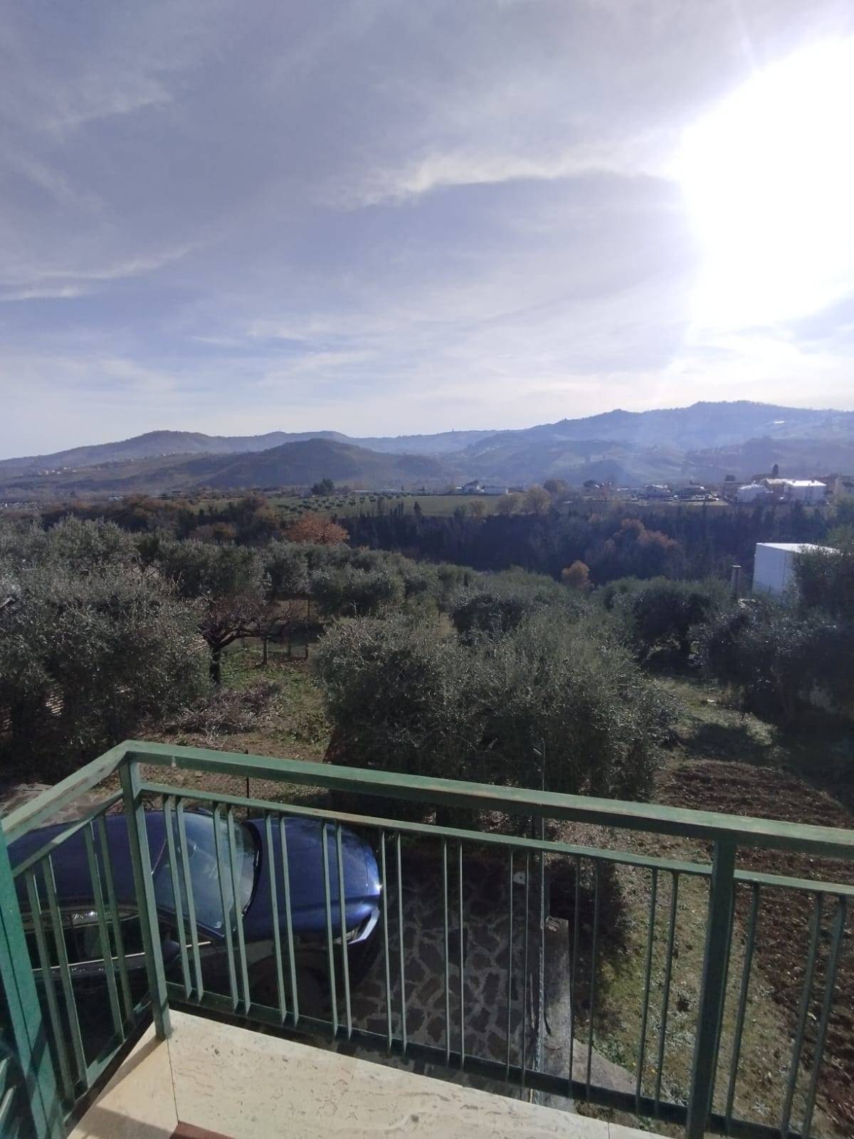 Appartamento con ingresso indipendente in vendita a Teramo, Nepezzano