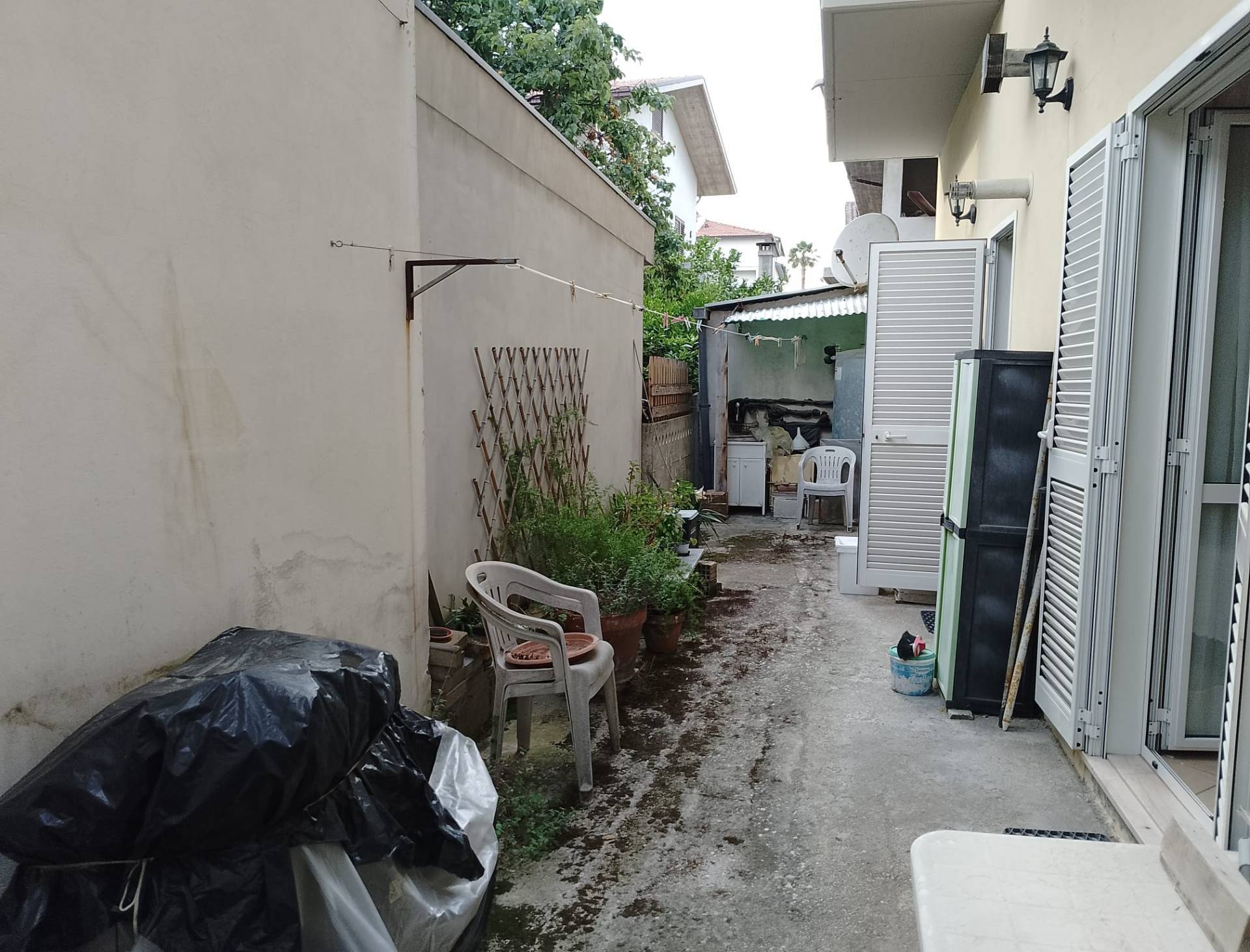 Appartamento con ingresso indipendente in vendita a Giulianova, Lido