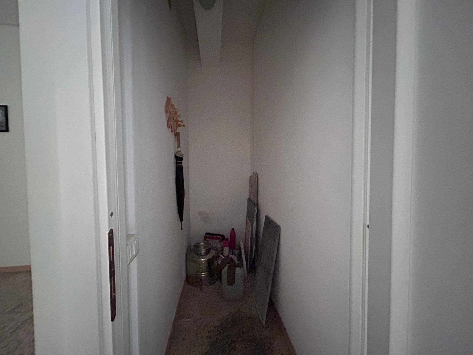 Locale artigianale in affitto a Monterotondo, Monterotondo Paese