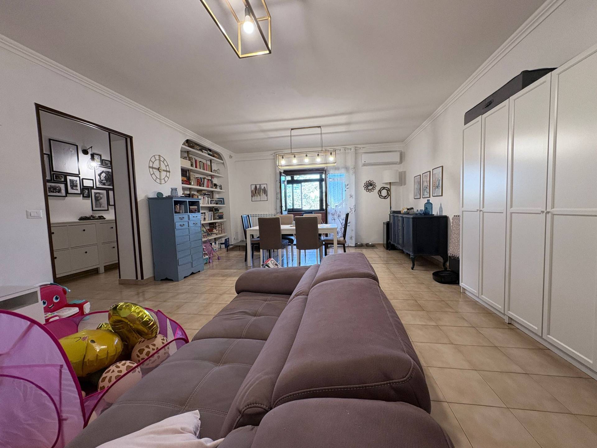 Appartamento in vendita a Guidonia Montecelio, Colle Fiorito