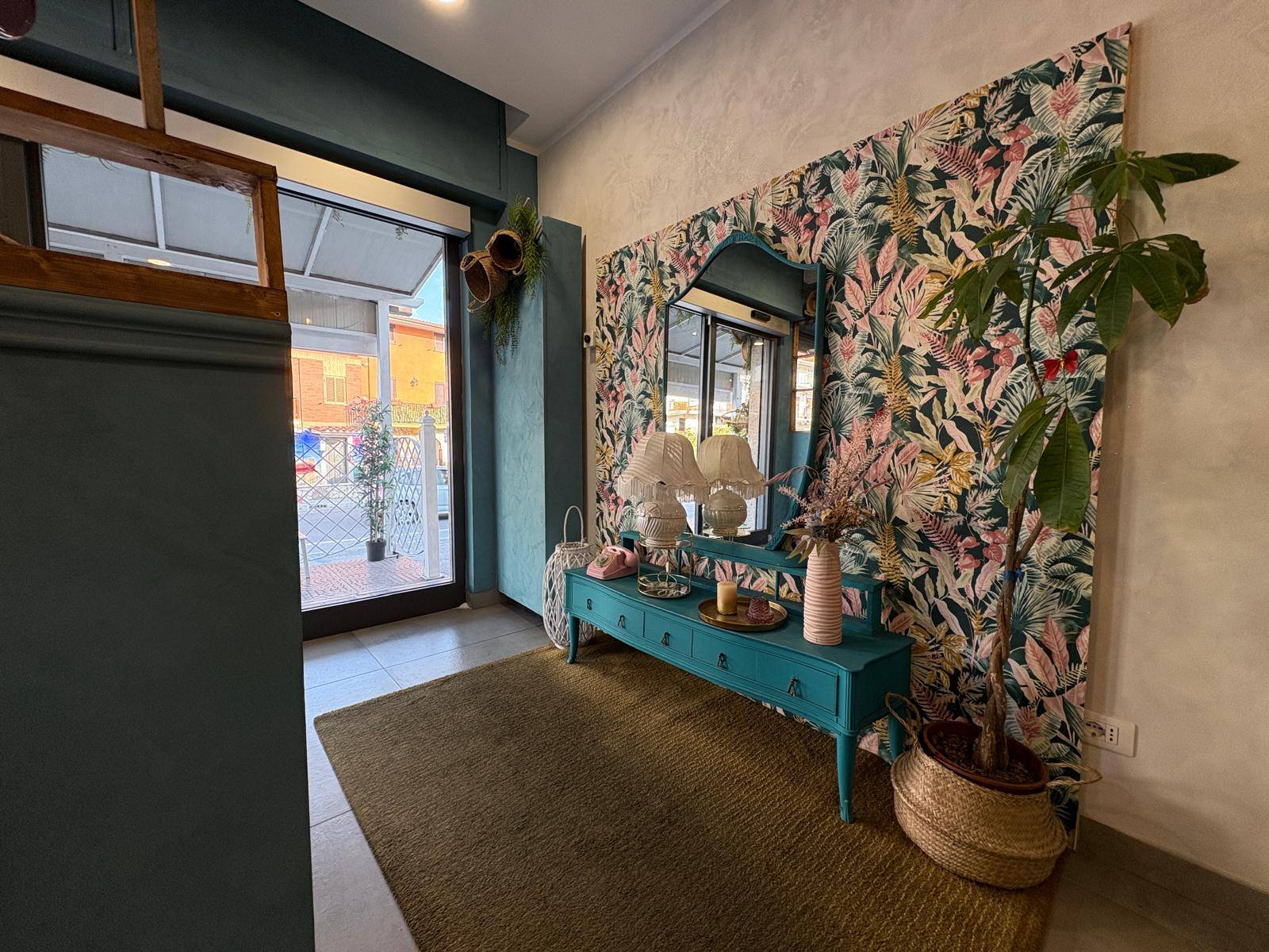 Attivit commerciale in vendita a Fonte Nuova, Santa Lucia