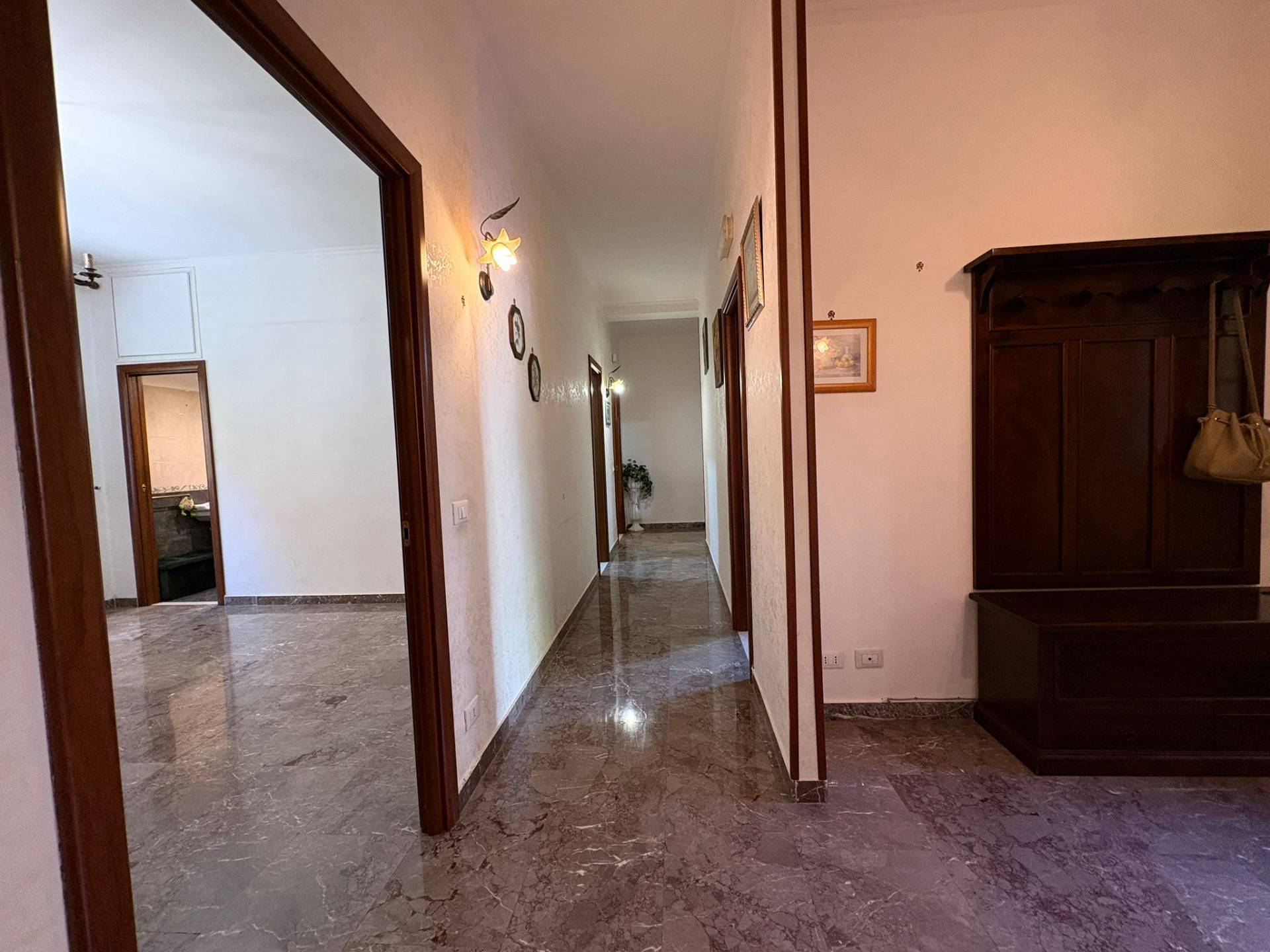 Appartamento in vendita a Monterotondo, Monterotondo Paese