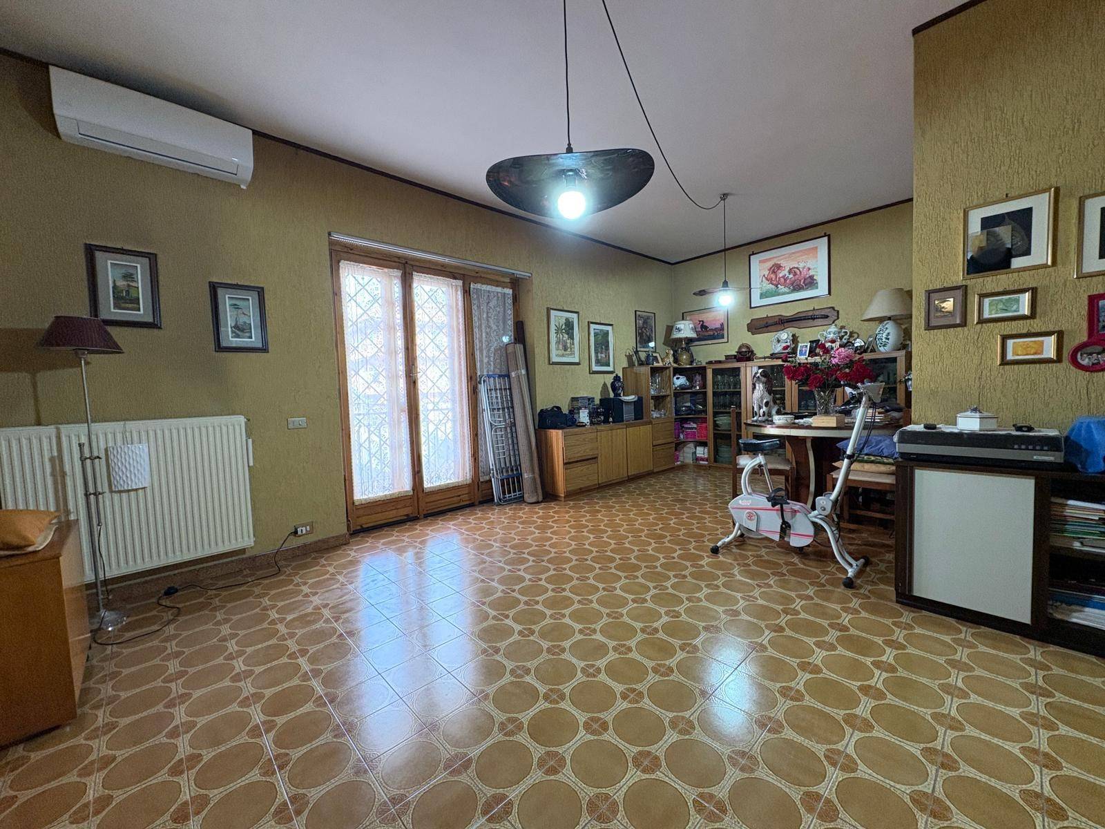 Appartamento in vendita a Monterotondo, Monterotondo Paese