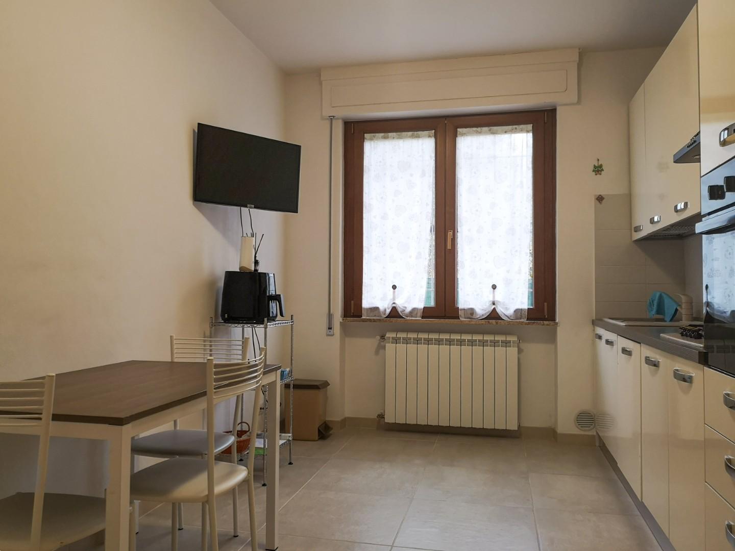 Quadrilocale con terrazzo, Massa zona viali
