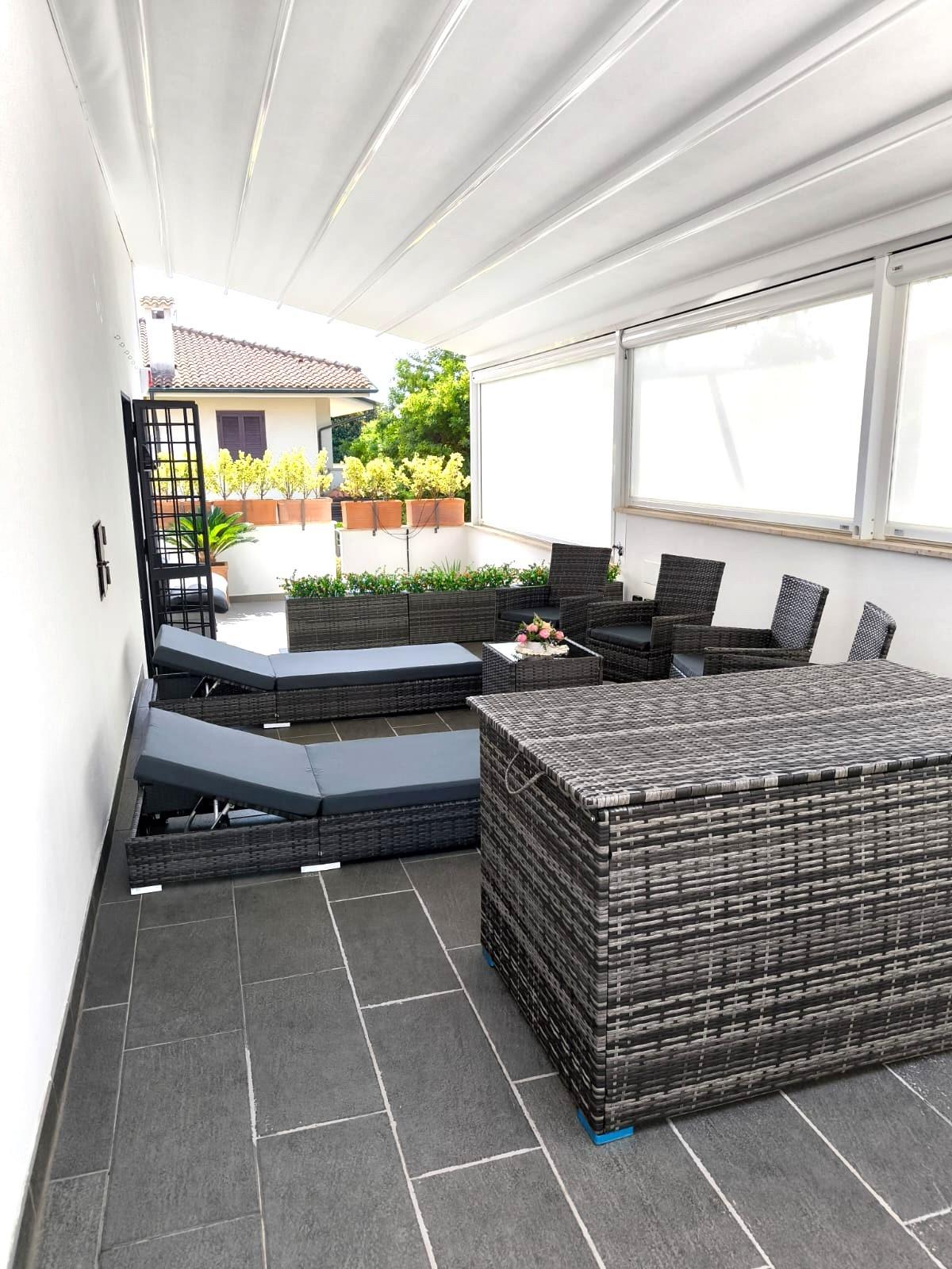 Casa indipendente con giardino, Montignoso cinquale