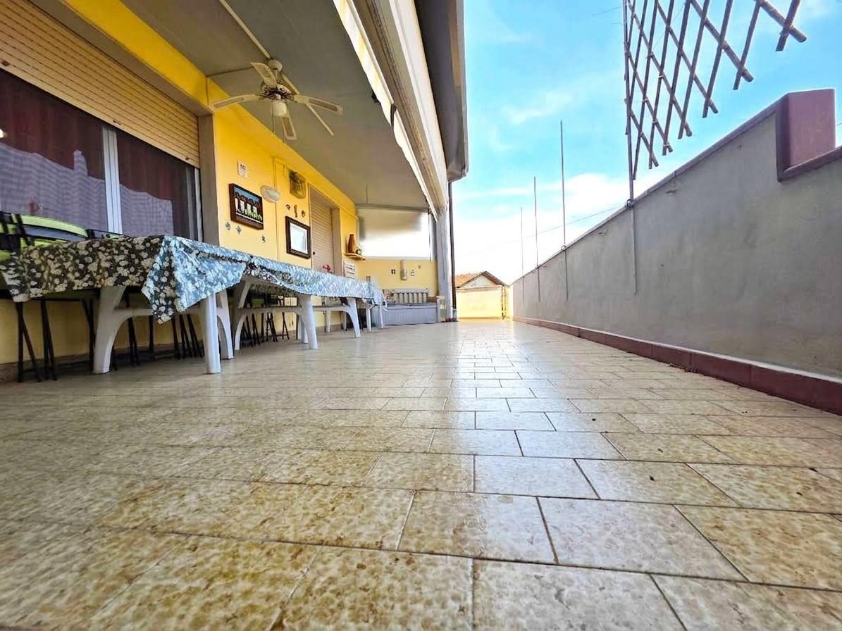 Quadrilocale con terrazzo, Massa turano